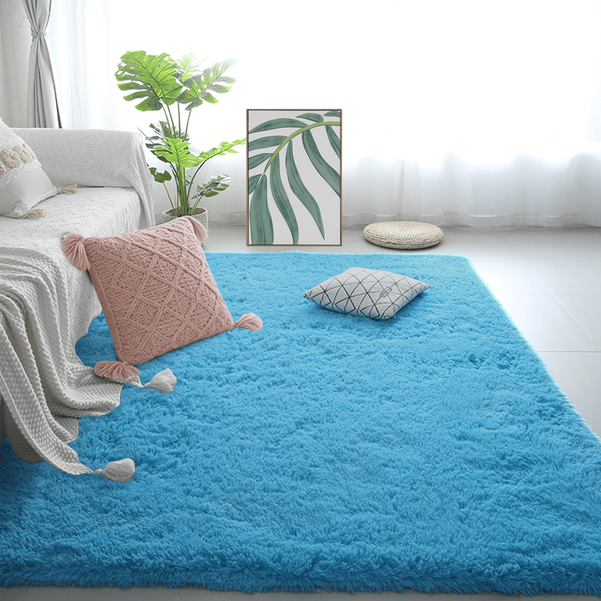 Tapis de salon shaggy bleu pour créer un coin lecture cosy en chambre