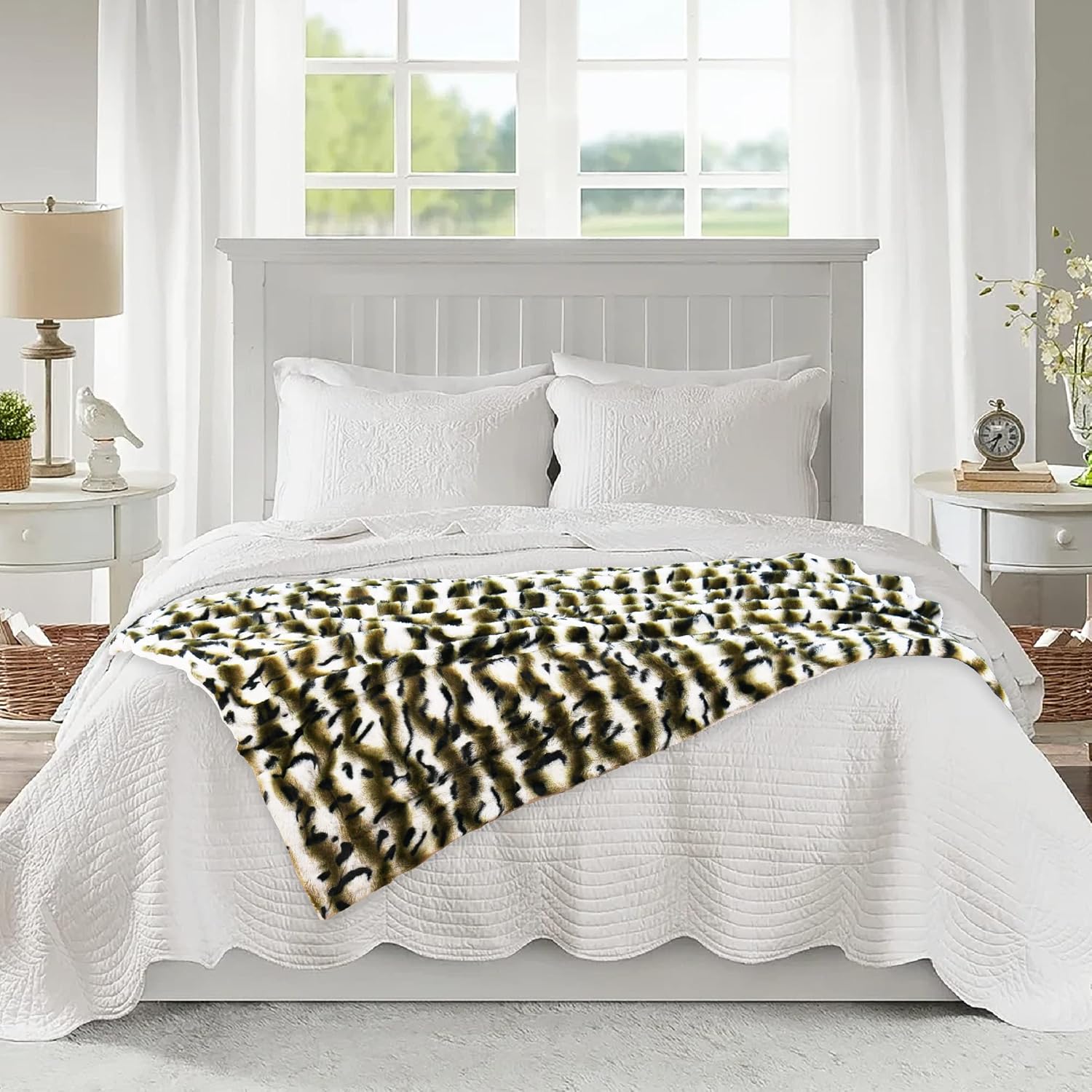 Home Soft Things Amara Soft Warm Cozy Fluffy Comfy Throw Blanket with Sherpa Backing 50'' x 60'', Luxurious Accent Plush Couch Bed Sofa Cover Farmhouse Décor