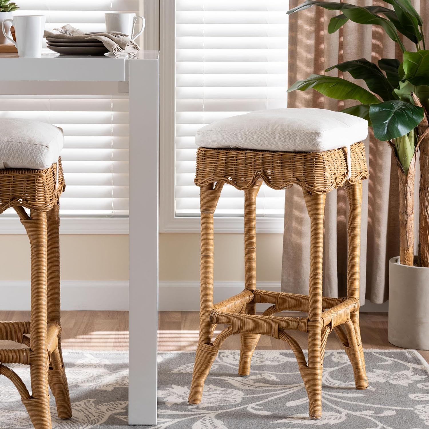 Bali & pari Muy Bohemian Scallop Honey Rattan Bar Stool