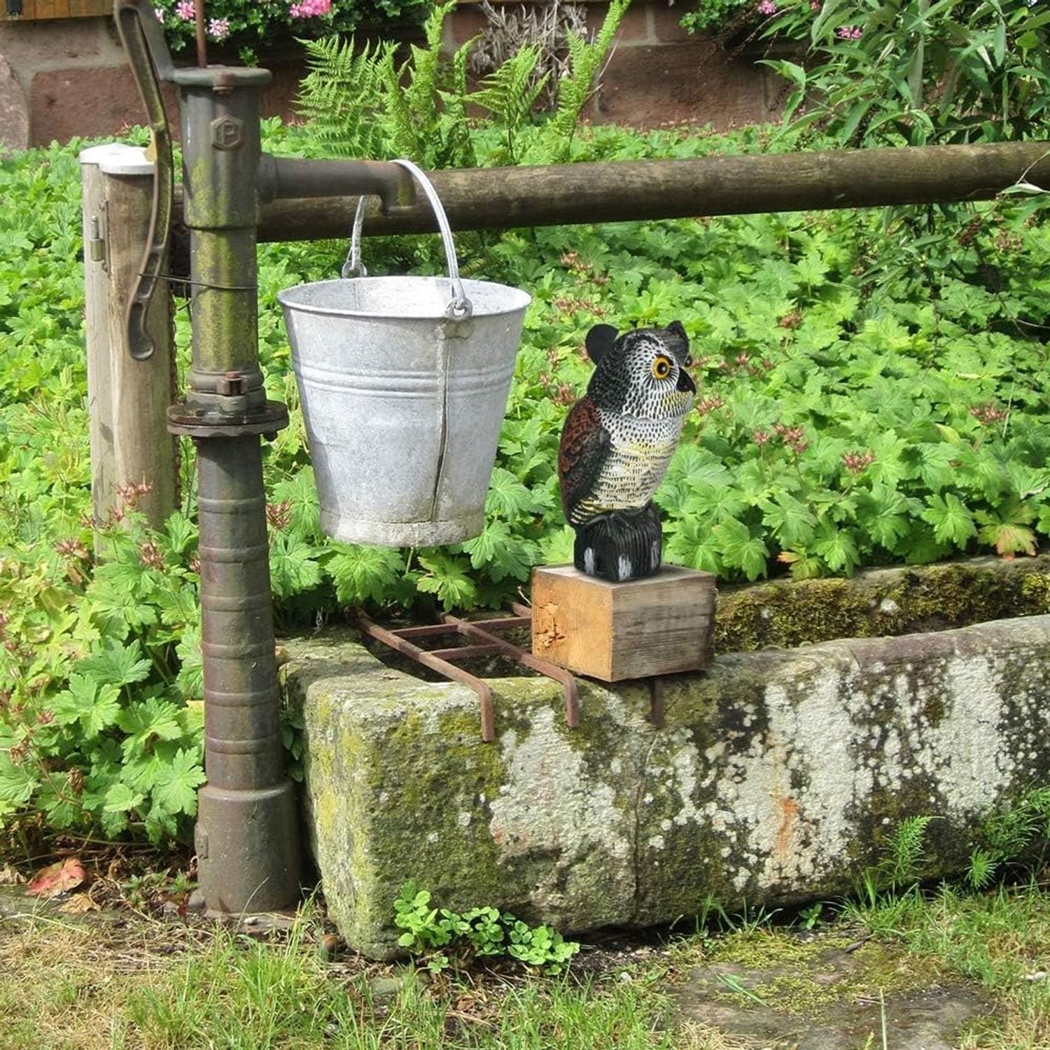 Gufo con Sensore di Movimento e Suono, Dissuasore Piccioni Acustico, Repellente Uccelli Intelligente Doppio Effetto per Giardino Balcone Terrazzo Tetto Frutteto