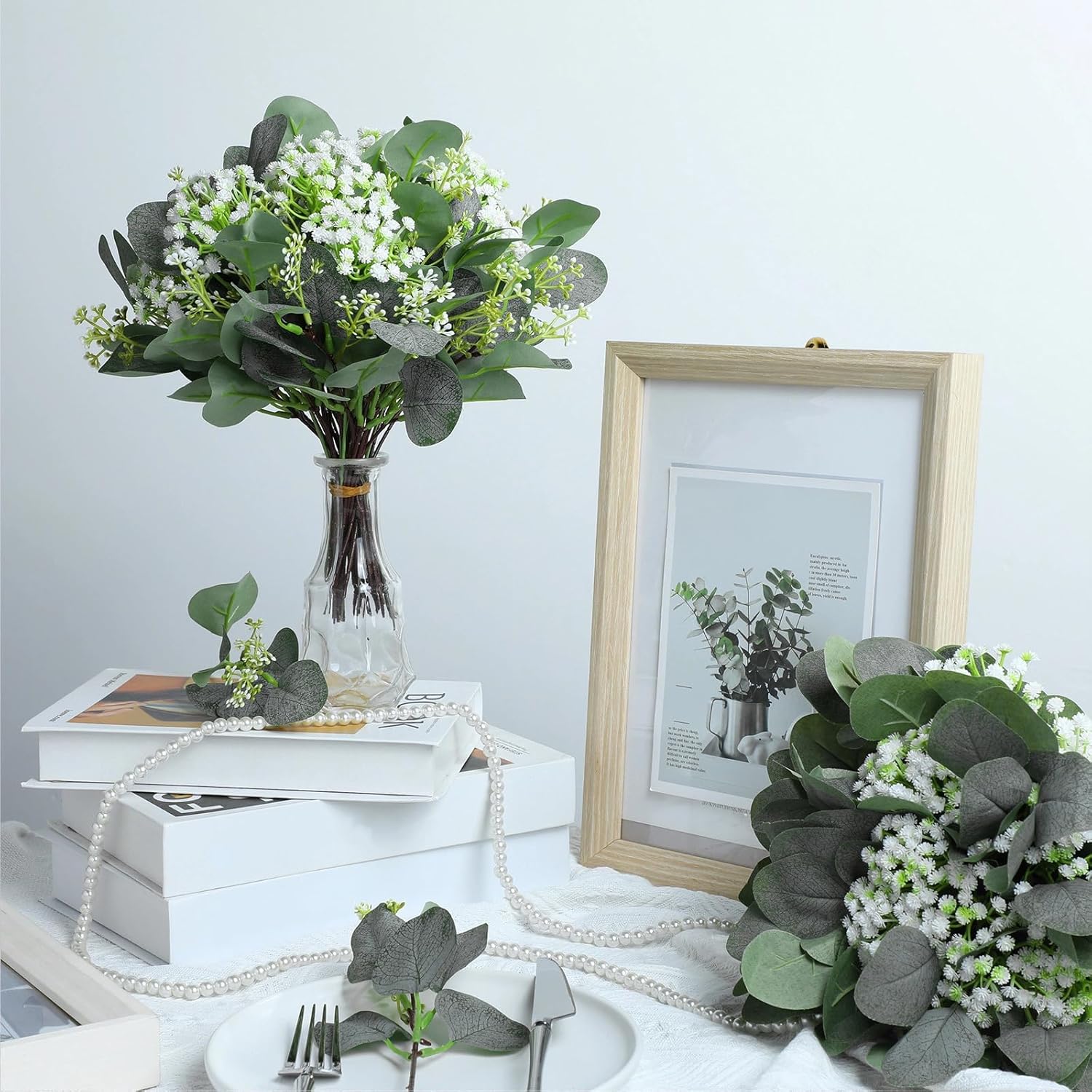 Hotop 100 Pcs Mixed Eucalyptus Leaves Stems Bulk Artificial Silver Dollar Greenery for Bouquet Faux Plant Branches for Wedding Bridal Bouquets Vase Floral Arrangement Home Decor