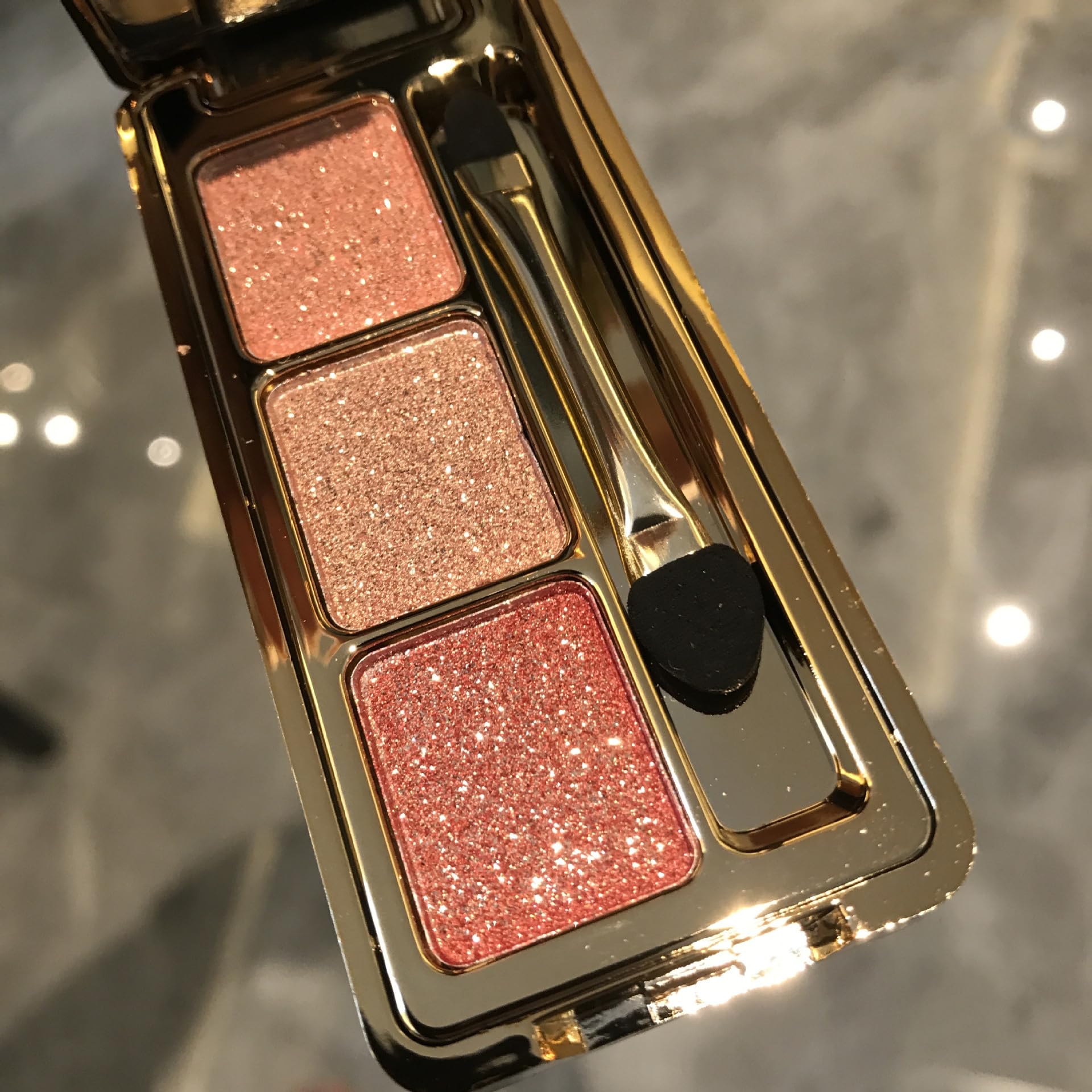 Glitter Eyeshadow, 3 Shimmer Colors - Gold Eyeshadow Palette, Highly Pigmented, Long Lasting, Waterproof & Sweatproof