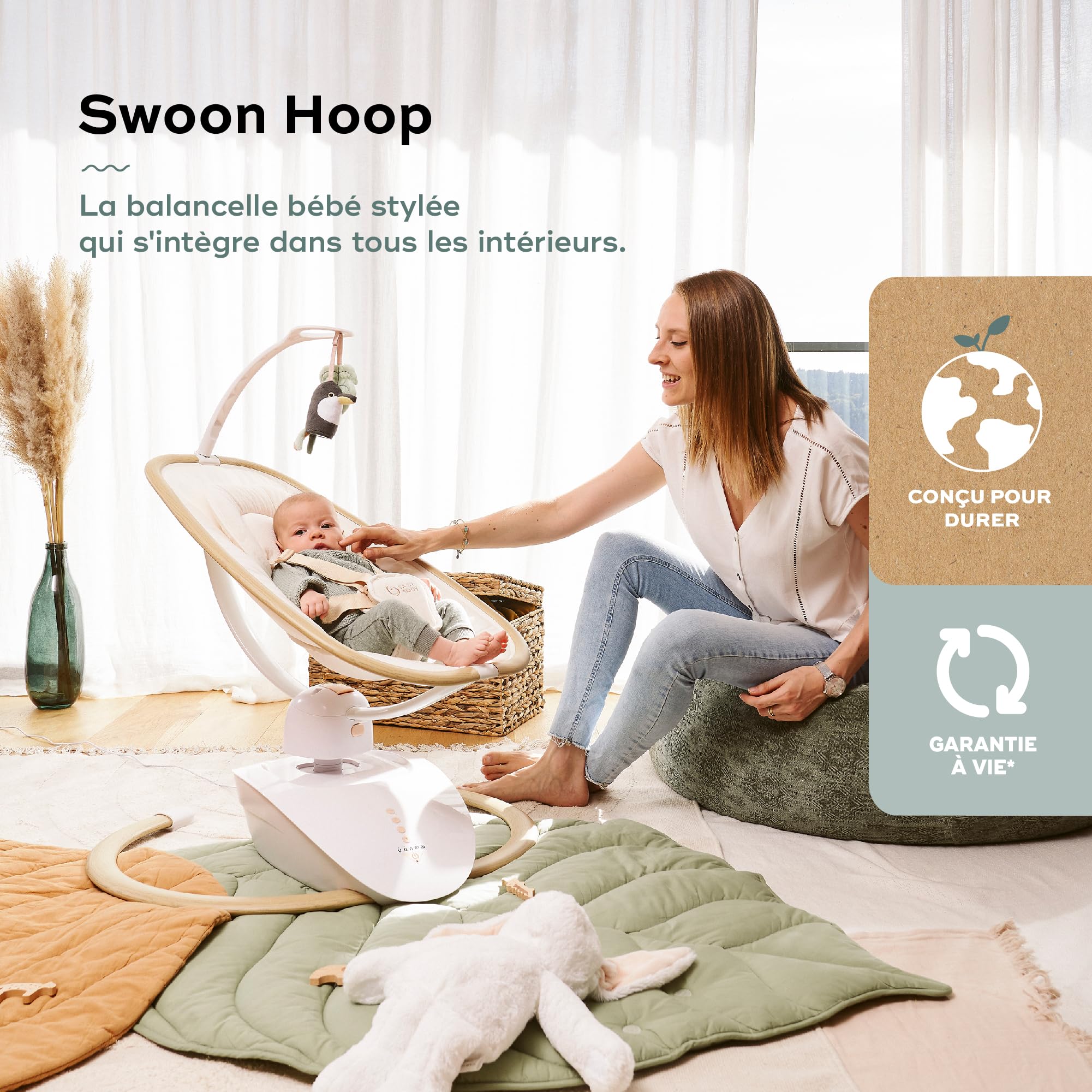 Babymoov Balancelle bébé Electrique Swoon Hoop, Télécommande Incluse, Design Epuré, Assise Rotative 90°, Confortable, 5 Mouvements de Bercement, Programmable, 8 Berceuses, Arche de Jeux Incluse, Sand
