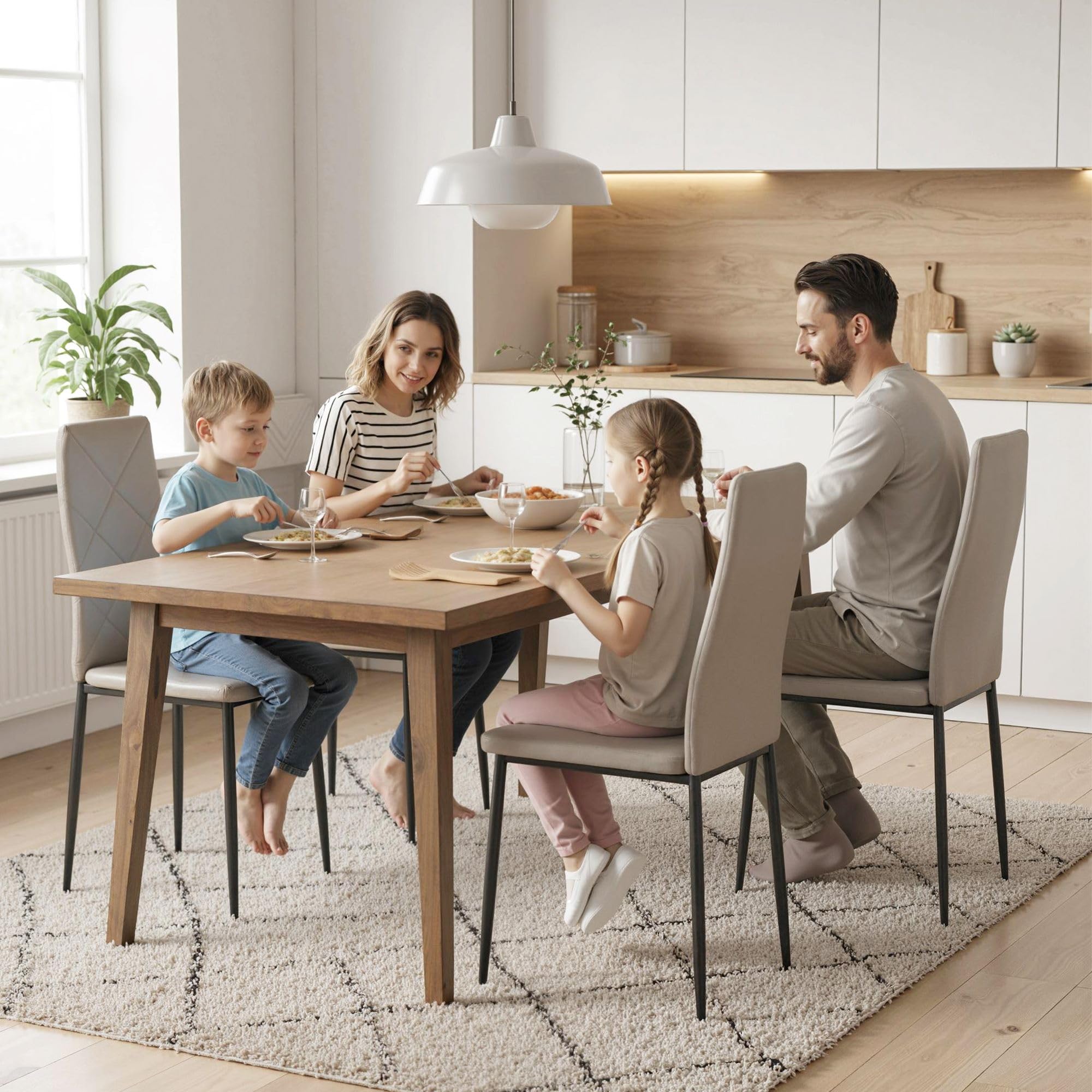 HOMCOM Pack de 4 Sillas de Comedor, Sillas de Cocina Modernas, Tapizadas de Cuero Sintética, Respaldo Alto, Asiento Acolchado, Patas de Acero, Gris