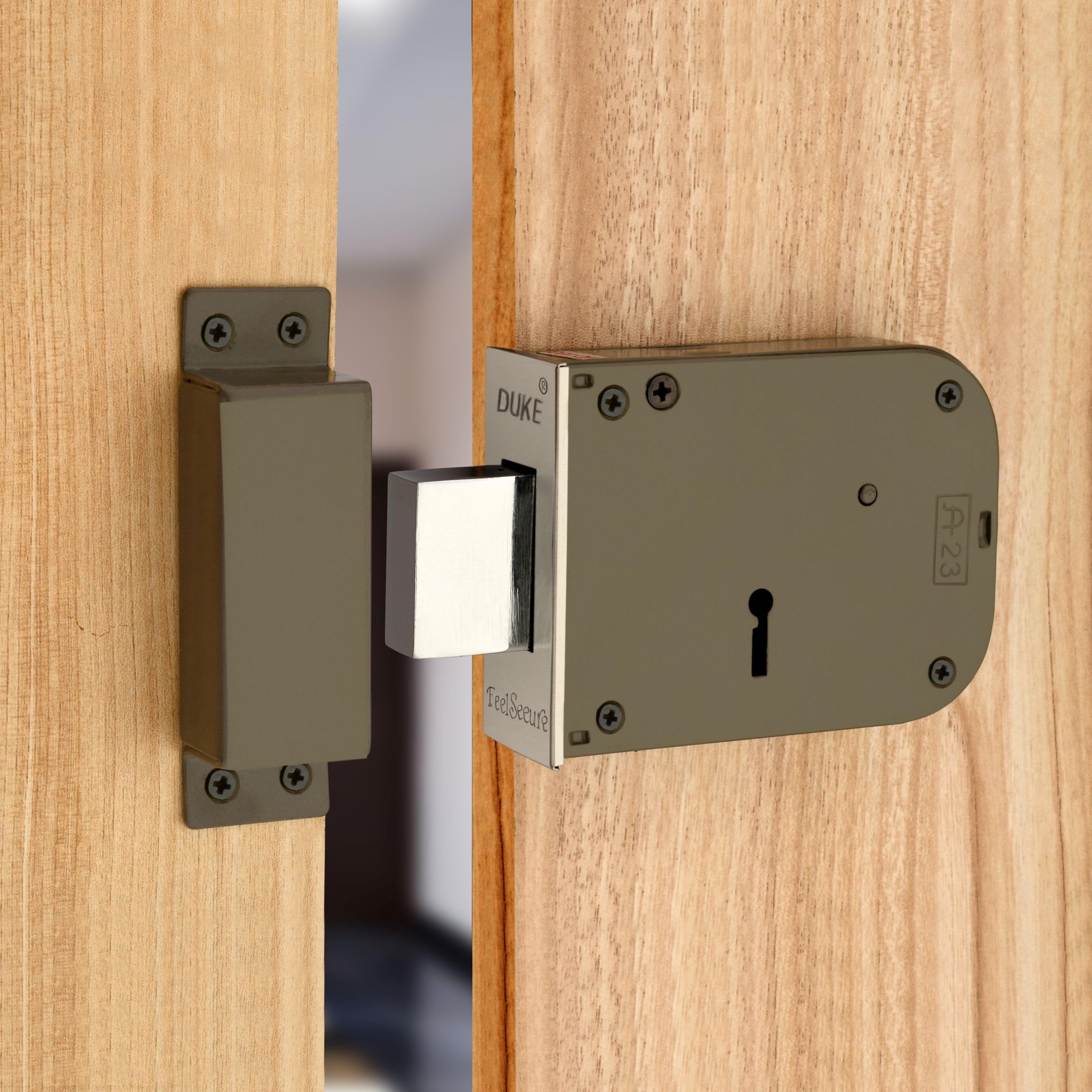 DUKE Door Lock Dyna Regular Heavy Main Door Lock with One Solid Hudka 6 Levers 100mm Double Action Locking with 2 Chrome Finish Keys