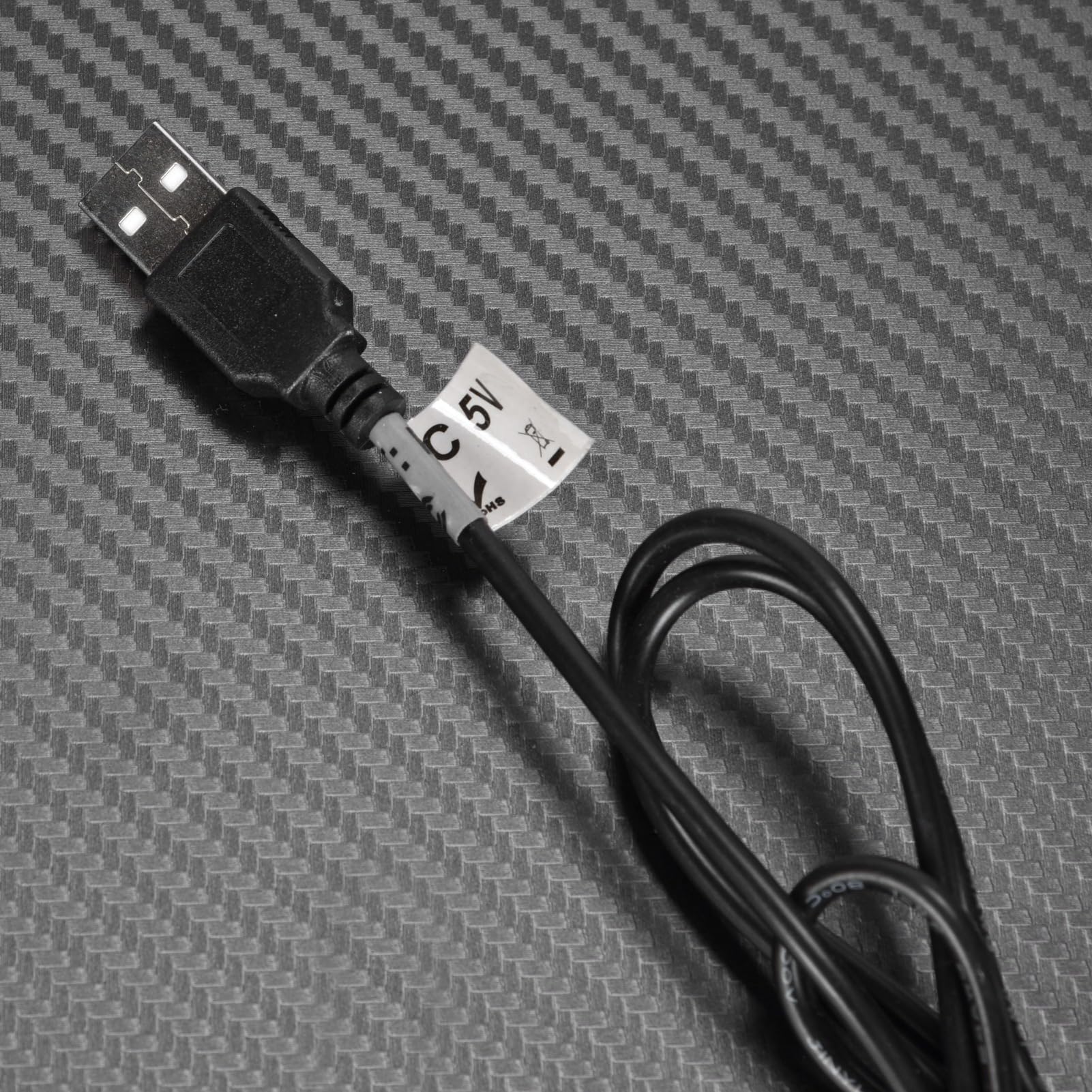 Cocoarm Biurko do Gier, Biurko Komputerowe RGB 100 X 60 X 75 Cm Z Blatem ze Wzorem Z Włókna Węglowego, Stalowe Nogi w Kształcie Litery Z, Oświetlenie do Synchronizacji Muzyki, Podkładka Pod Mysz