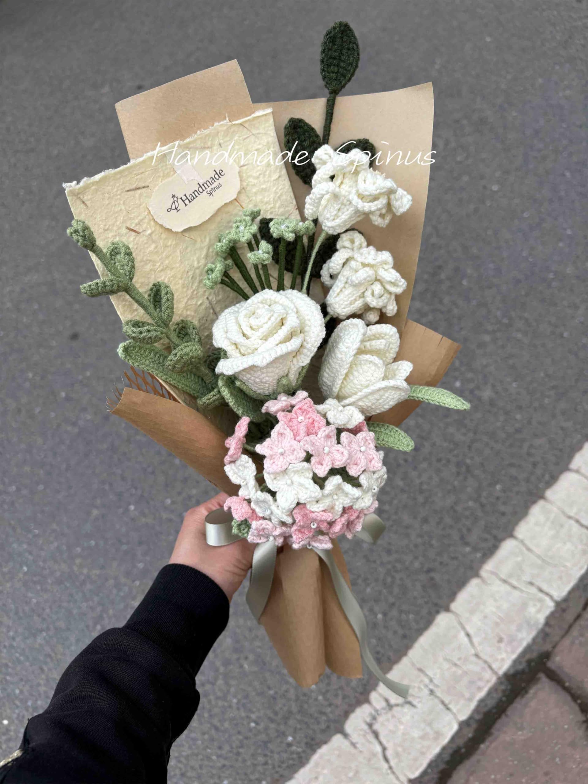 Amazon.com: DULO Handmade Bouquet Crochet Flower, Knitted White