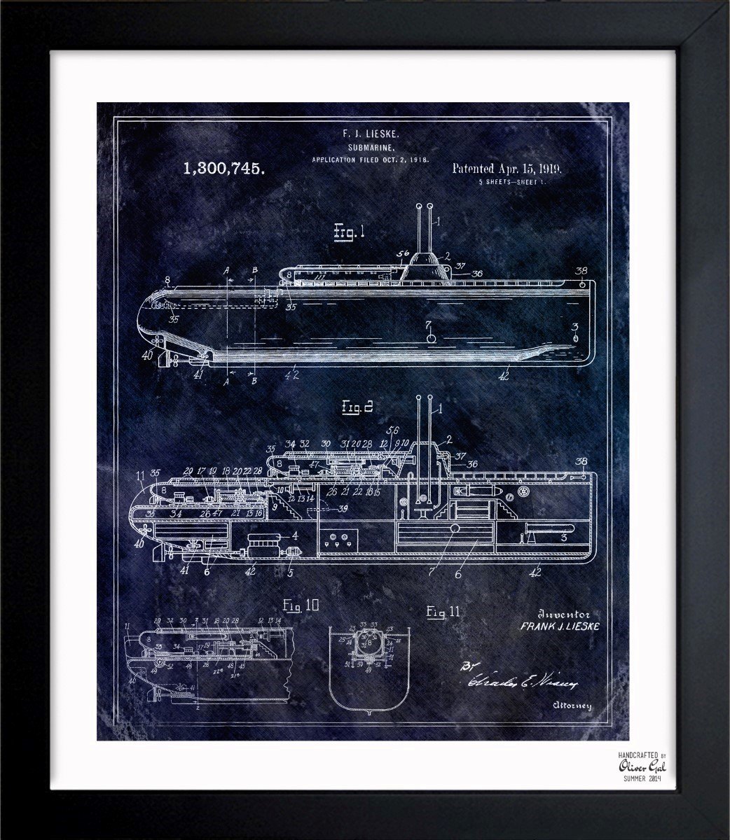 ポスター額付き Amazon.co.jp: Oliver Gal Submarine 1919インチ 額入りアート 26 x 32
