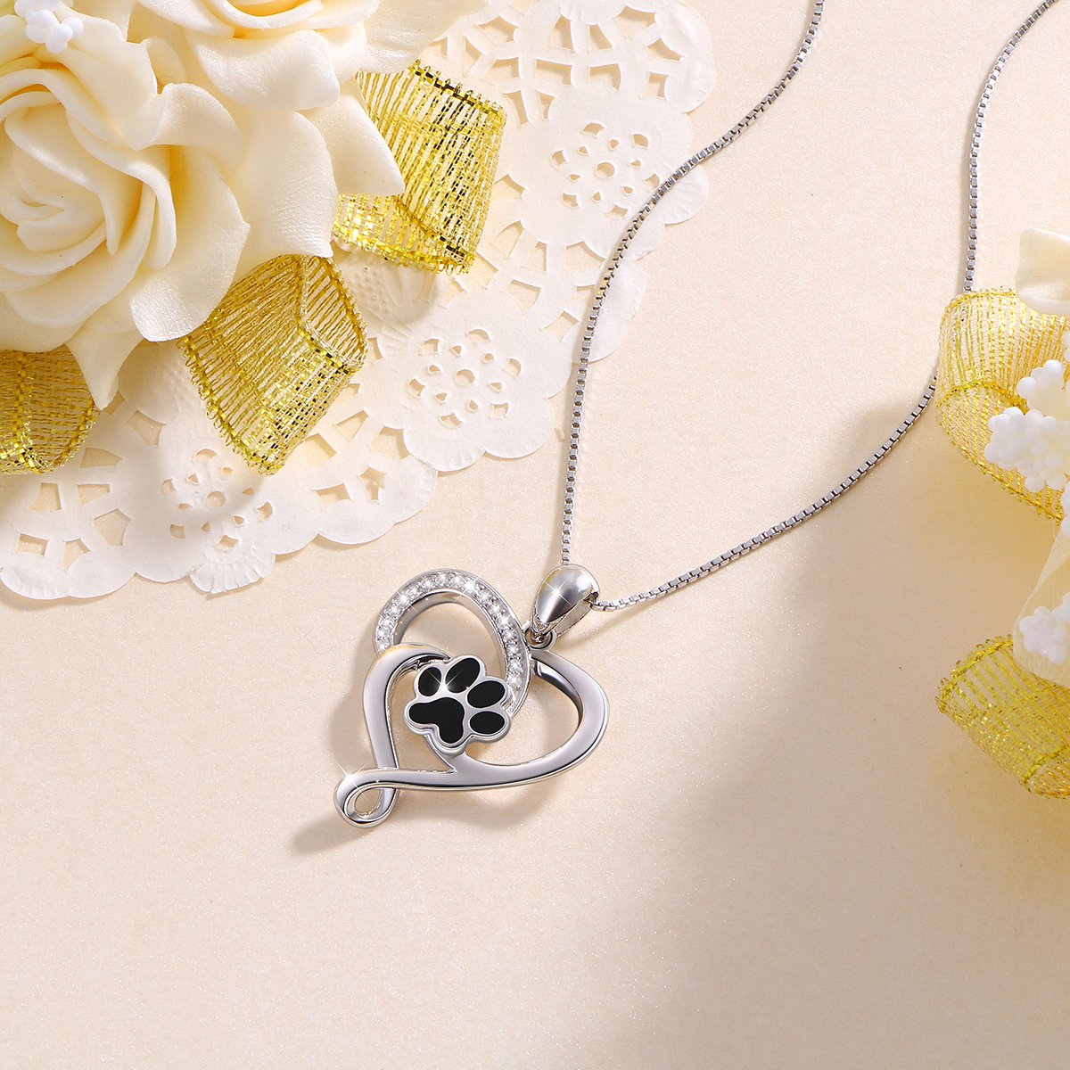 Ladytree Collar con colgante de corazón de plata de ley S925 con diseño de huella de perro, gato, 45,7 cm