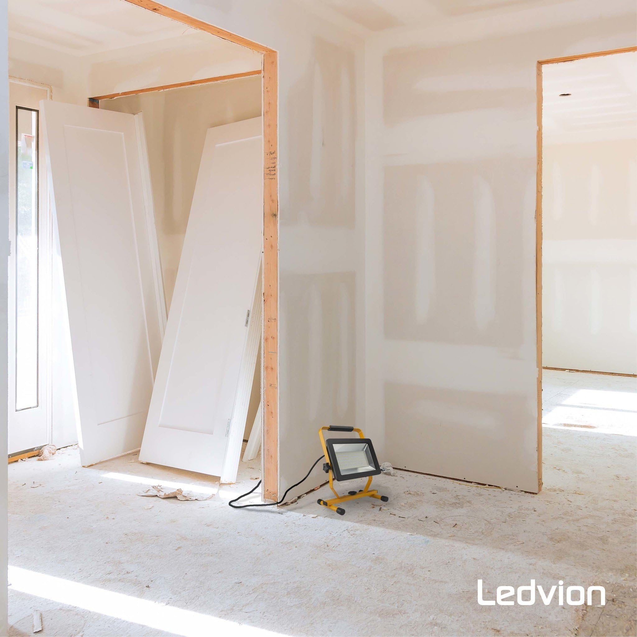 Ledvion Projecteur de chantier LED 100W etanche IP65