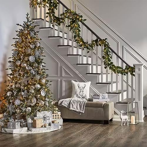 Miniatura 8 de NOMA Guirnalda de Navidad de eucalipto LED preiluminada de 9 pies con luces a pilas, 35 bombillas blancas cálidas, 100 puntas de eucalipto..