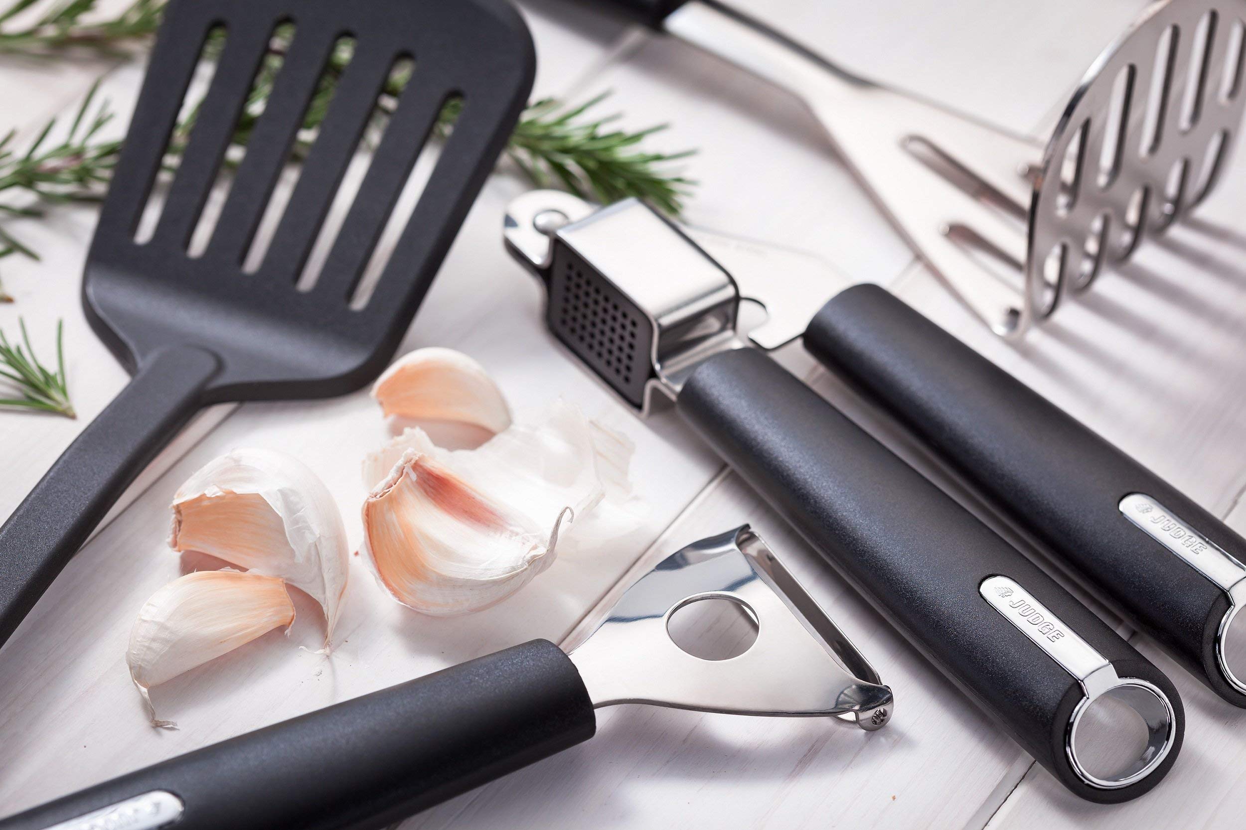 Judge Black Satin Tools, Garlic Press - Image 2