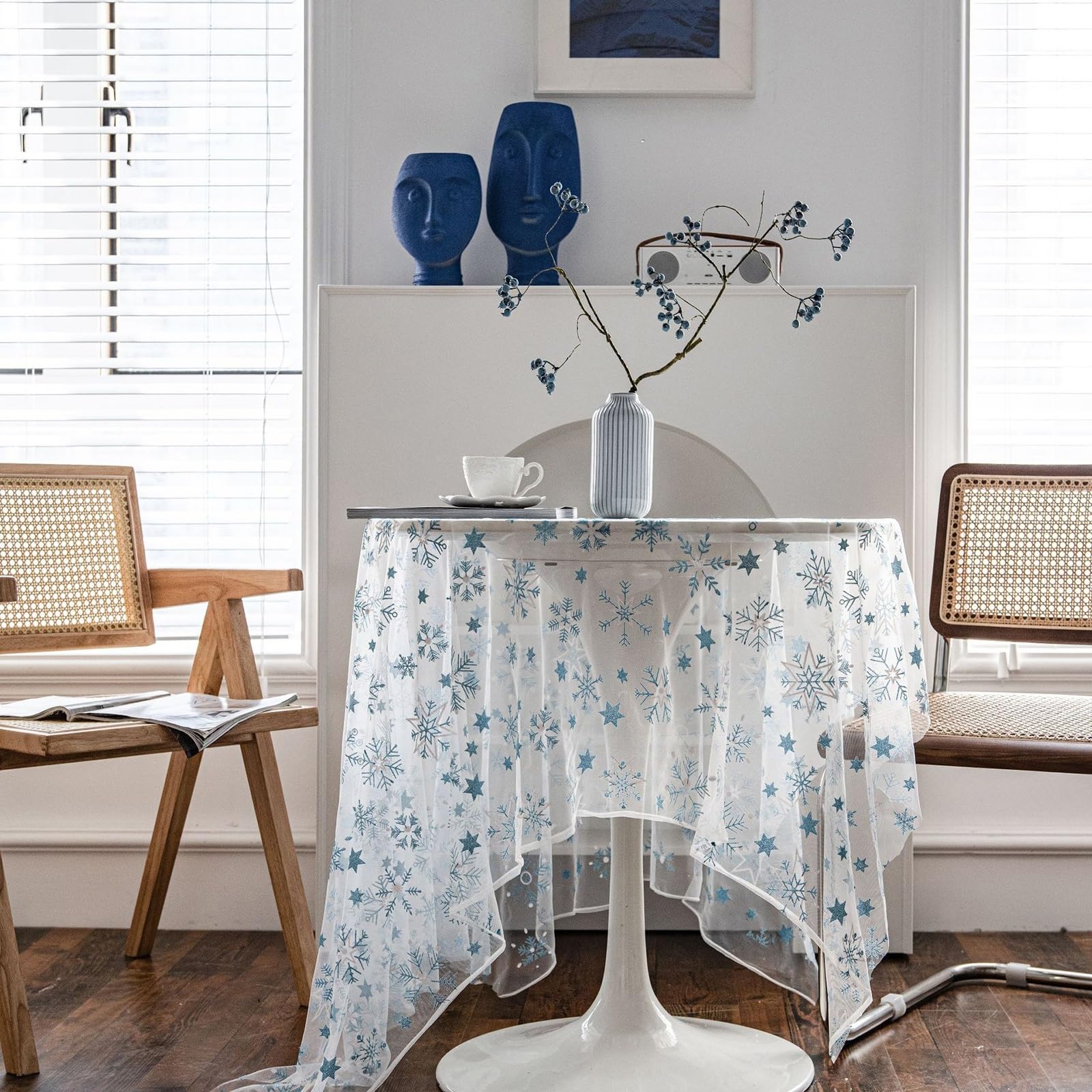 Tapis de table rond bleu 150x260 organza à motif flocon nordique