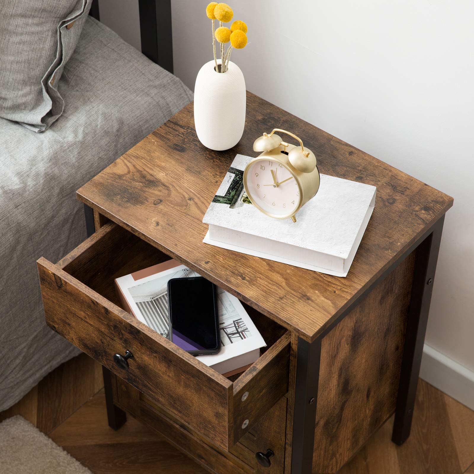 HOOBRO Nightstand, End Table with Drawer and Storage Retro