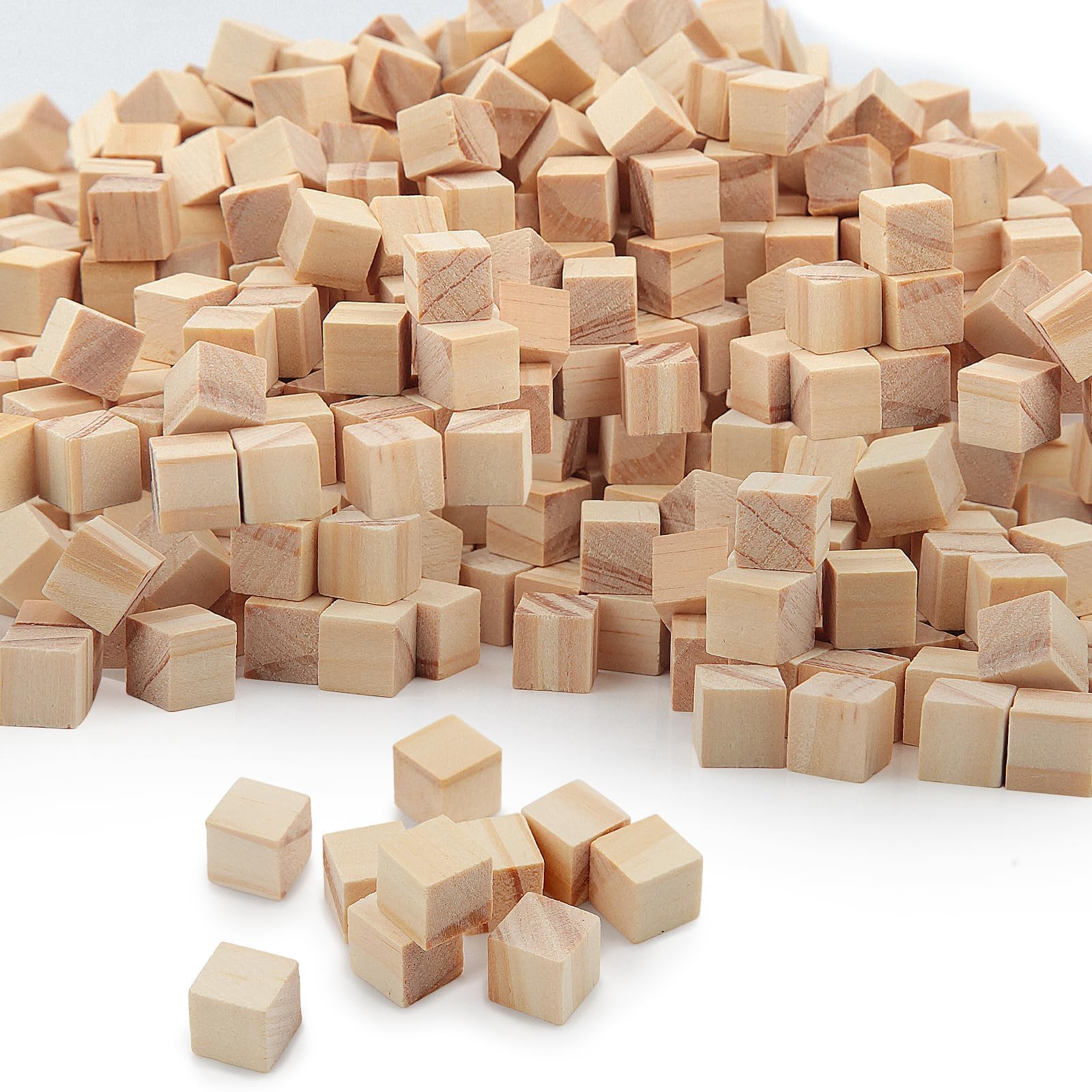 Houten blokjes 6x6cm: Duurzame houten blokjes om je eigen samenstellingen mee te maken