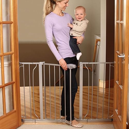 Miniatura 4 de Regalo Easy Step 49-Inch Extra Wide Baby Gate, Includes 4-Inch and 12-Inch Extension Kit, 4 Pack of Pressure Mount Kit and 4 Pack of Wall Mount Kit