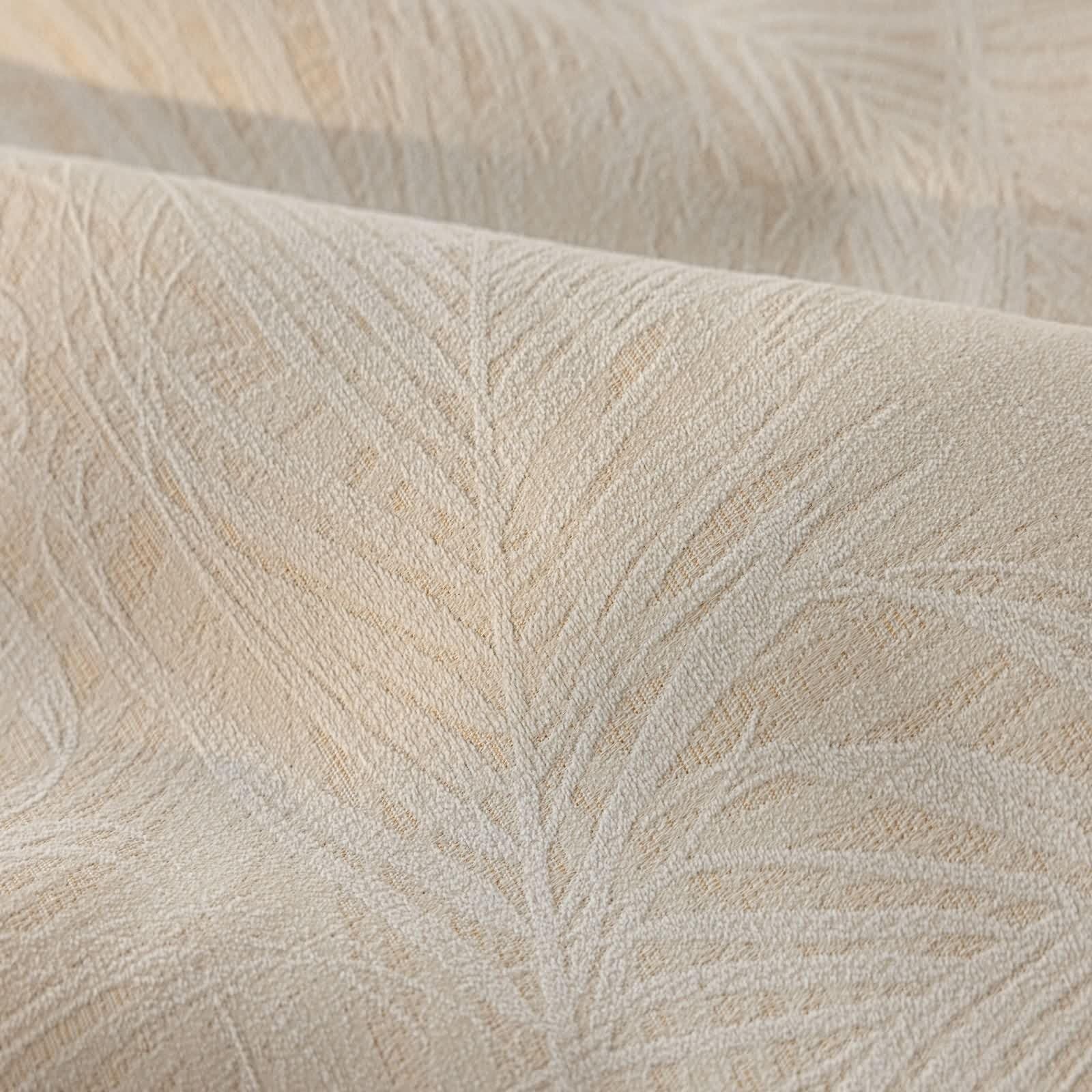 Rideau occultant jacquard chenille beige pour créer un salon cosy et tamisé