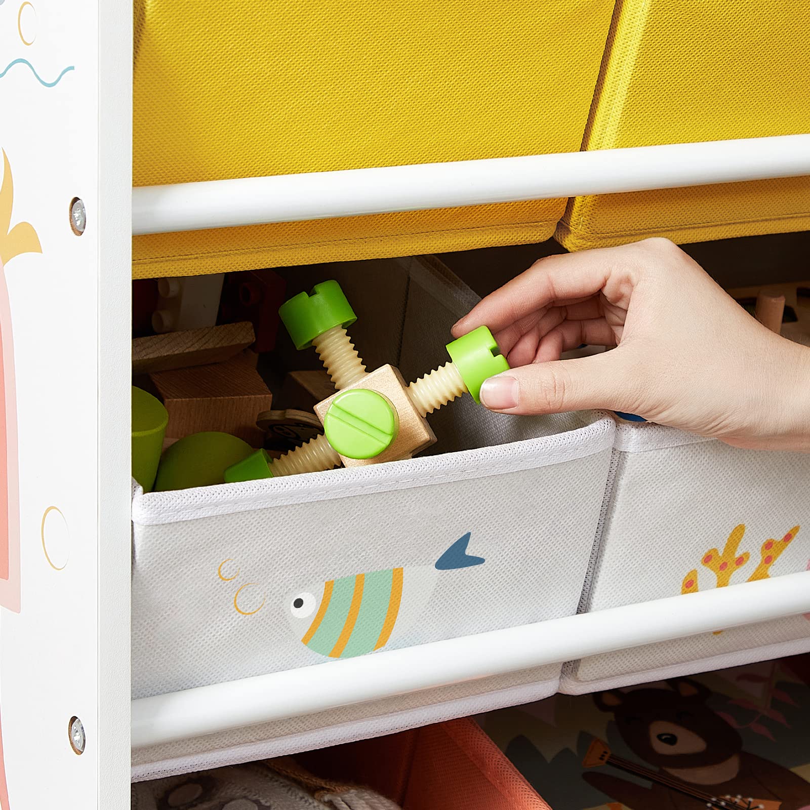 SONGMICS Estantería de Juguetes, Organizador Infantil con 12 Cajas de Tela No Tejida, para Libros, Estantería para Niños, para Sala de Juegos, Multiusos, Blanco GKRS04WT