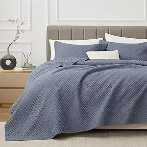 EXQ Home Quilt Set King Size Blue 3 Piece, Lightweight Soft Coverlet Modern Style Squares Pattern Bedspread Set for All Season(1 Quilt,2 Pillow Shams)