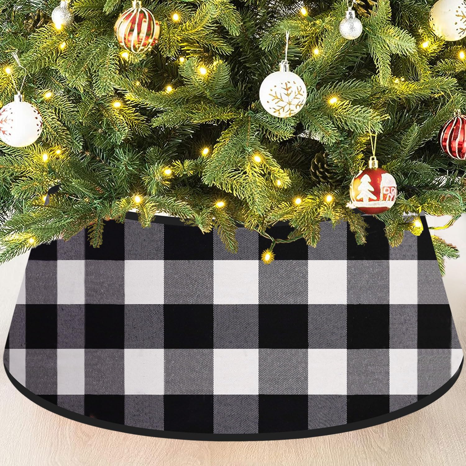 Buffalo Plaid Christmas Tree Collar Black and White 28 Inches Round Christmas Tree Ring Xmas Tree Skirt for Artificial Trees Velvet Trees Base Cover for New Year Holiday Party Decorations