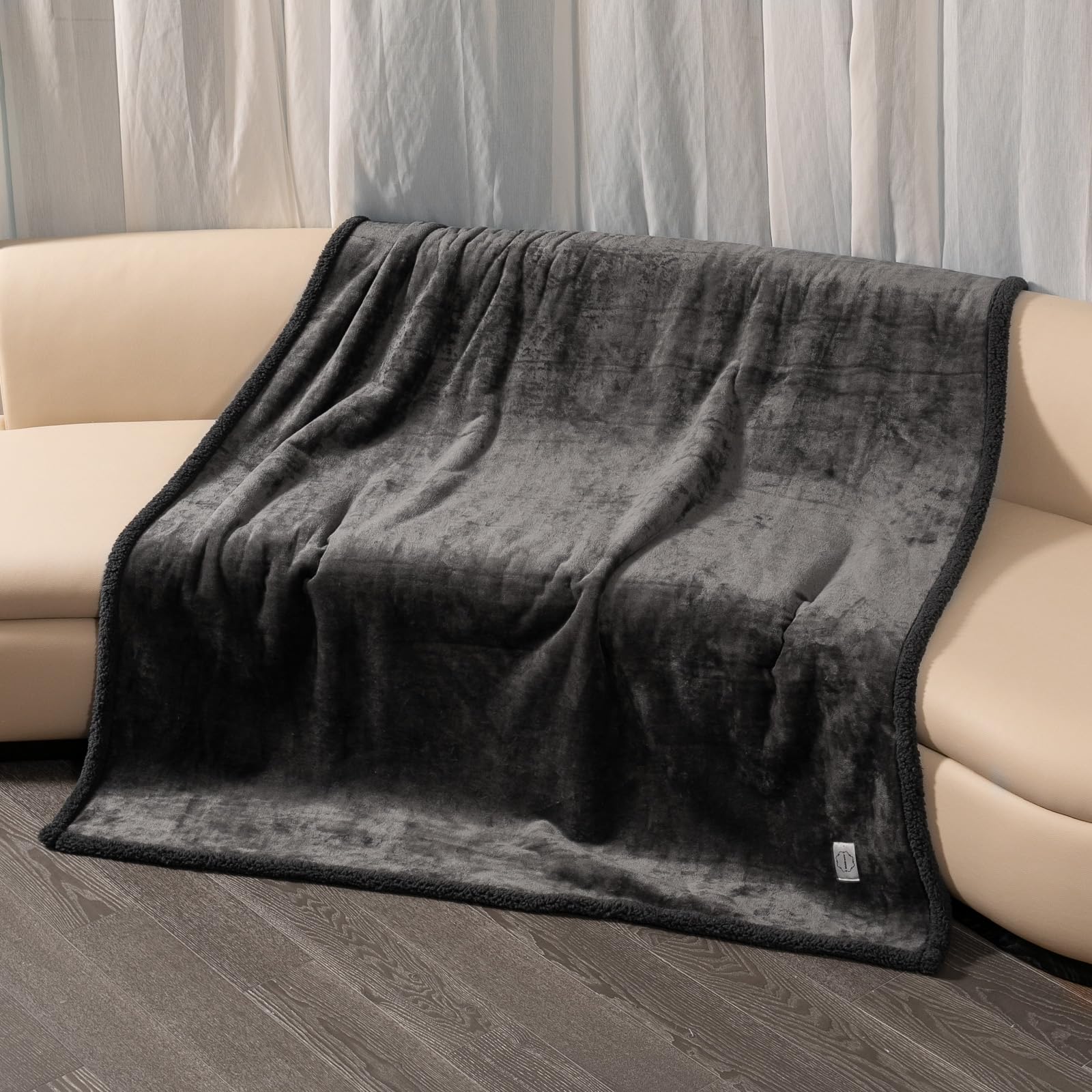 Waterproof Dog Calming Blanket for Big Puppy Reversible Fluffy Pet Blankets for Couch Cover Sofa Blankets Leakproof Cat Blankets for Warm Washable Grey Mat-XL-85x57in