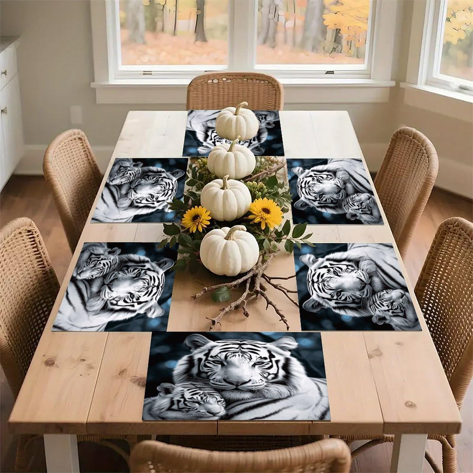 White Tiger Placemats Wipeable Heat Resistant Table Mats Washable Flax Place Mats Elegant Cloth Non-Slip Placemat for Kitchen Dinning Party Table Decor 12 * 18 in