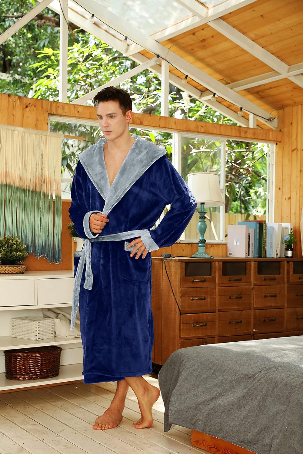 U2SKIIN Mens Hooded Robe, Plush Robes for Men Long Fleece Bathrobe