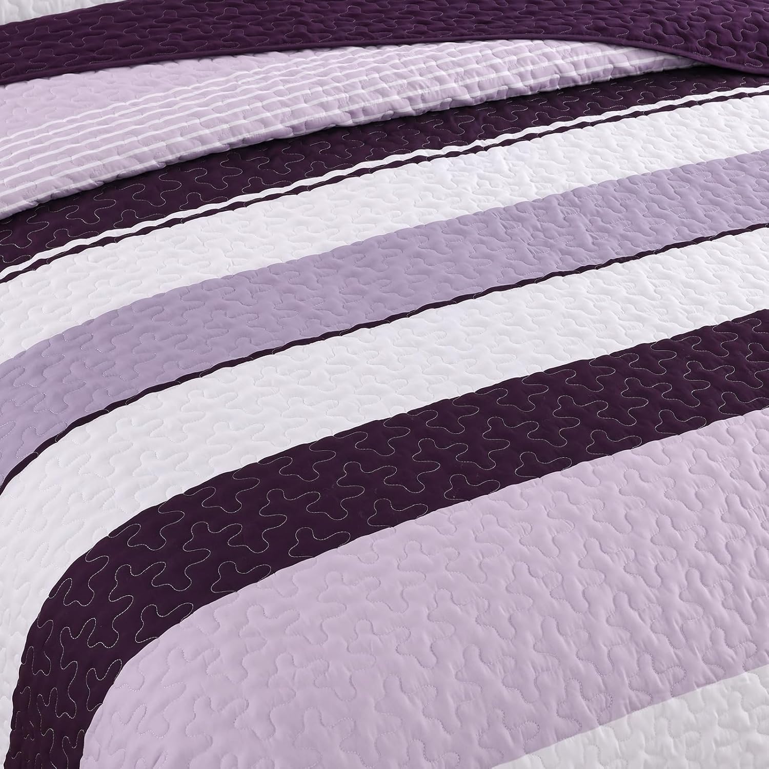 Dinjoy Purple Striped King Size Quilt Set,Boho King Quilt Bedding Set Lightweight Bedspreads Micofiber 3 Pieces Farmhouse Quilts Lavender Patchwork Coverlet Bed Sets for Fall Winter - Image 8