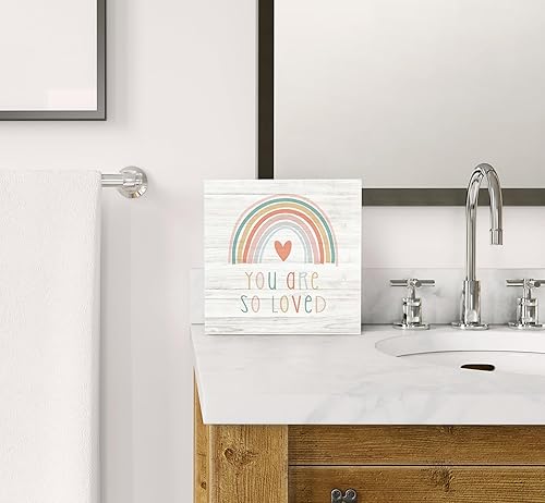 Miniatura 49 de SRADMO Letrero de madera con texto en inglés "You Are So Loved Rainbow Heart Wood" para decoración de escritorio, con citas inspiradoras para niños