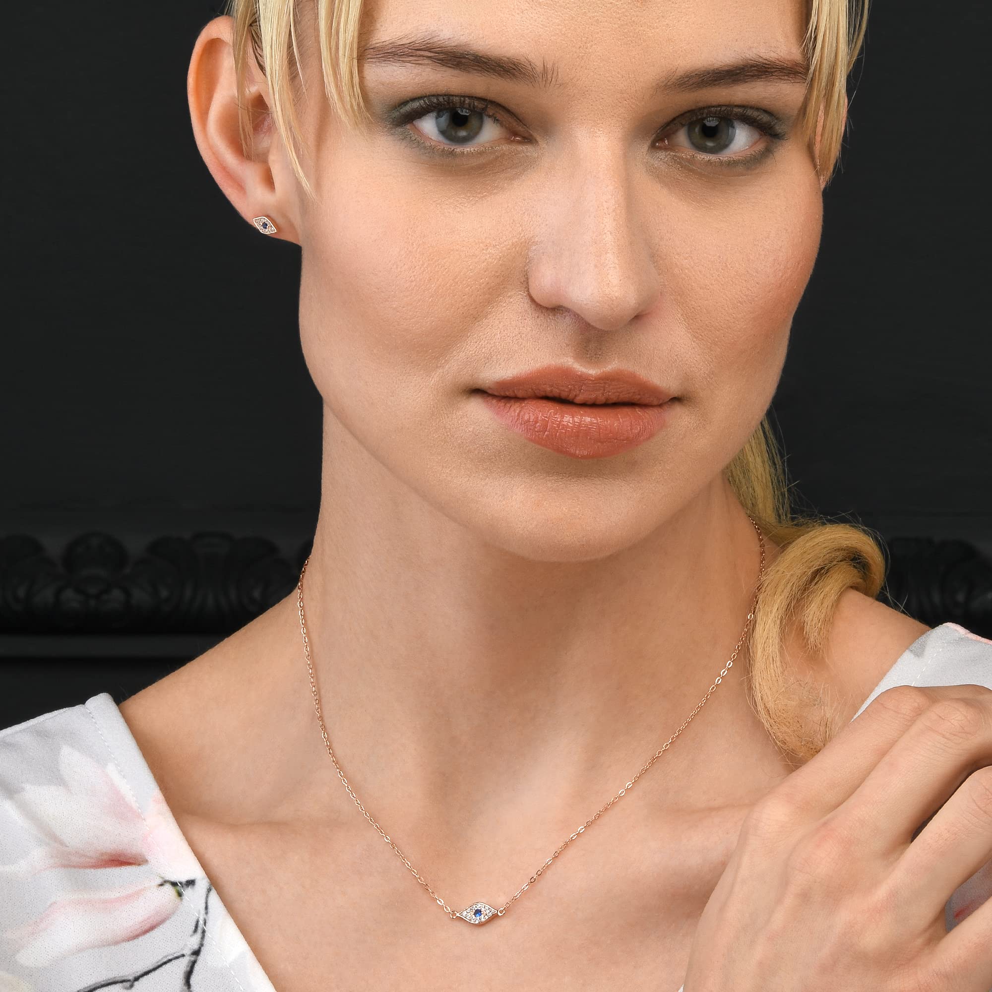 Diamond Treats Delikatny naszyjnik ze srebra wysokiej próby 925, śliczny naszyjnik ze srebra wysokiej próby, złe oko, wisiorek, naszyjnik dla kobiet i nastolatek, w kolorze srebrnym, złotym lub
