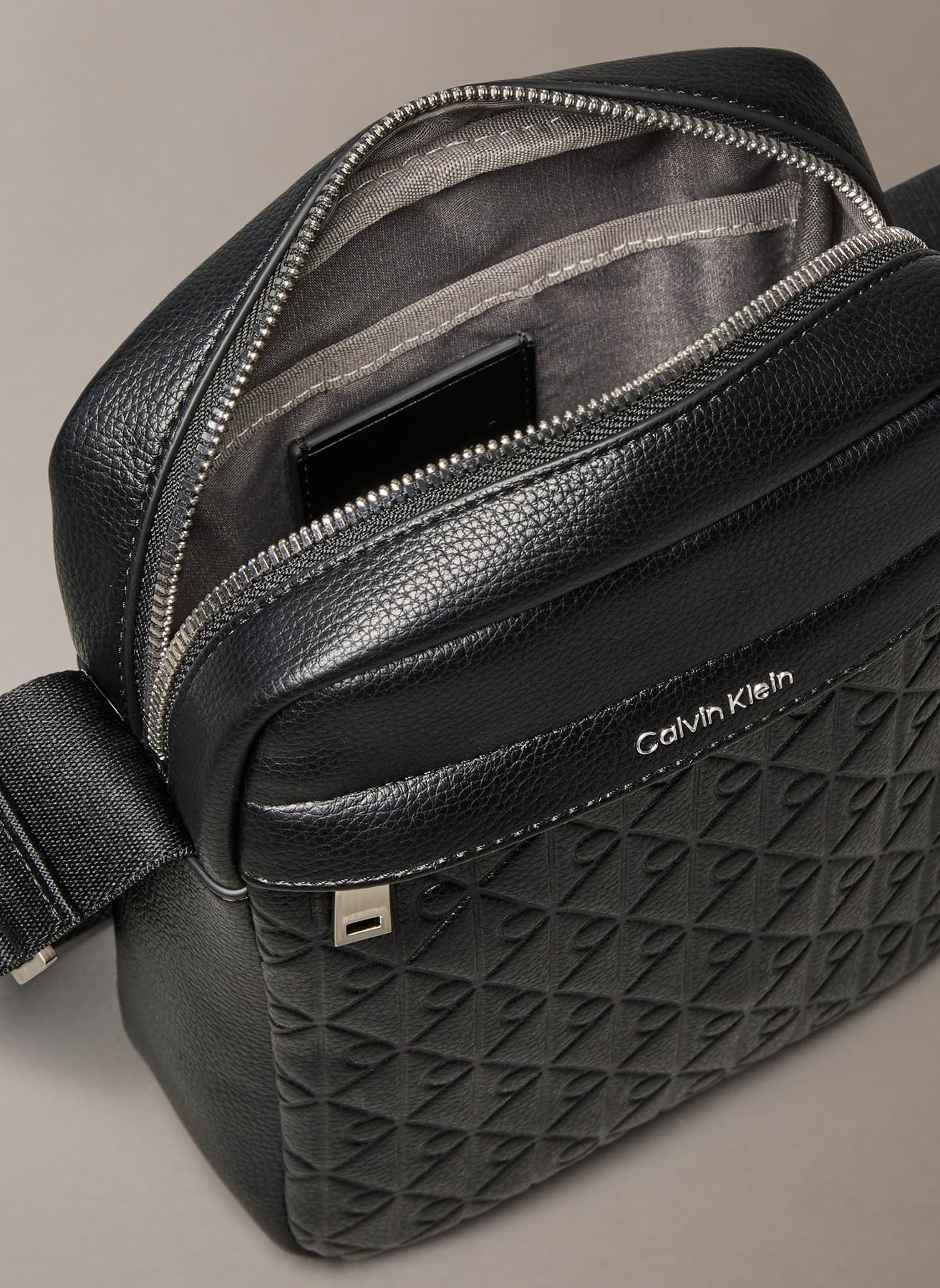 Calvin Klein Borsello Uomo Art LV04D3204G