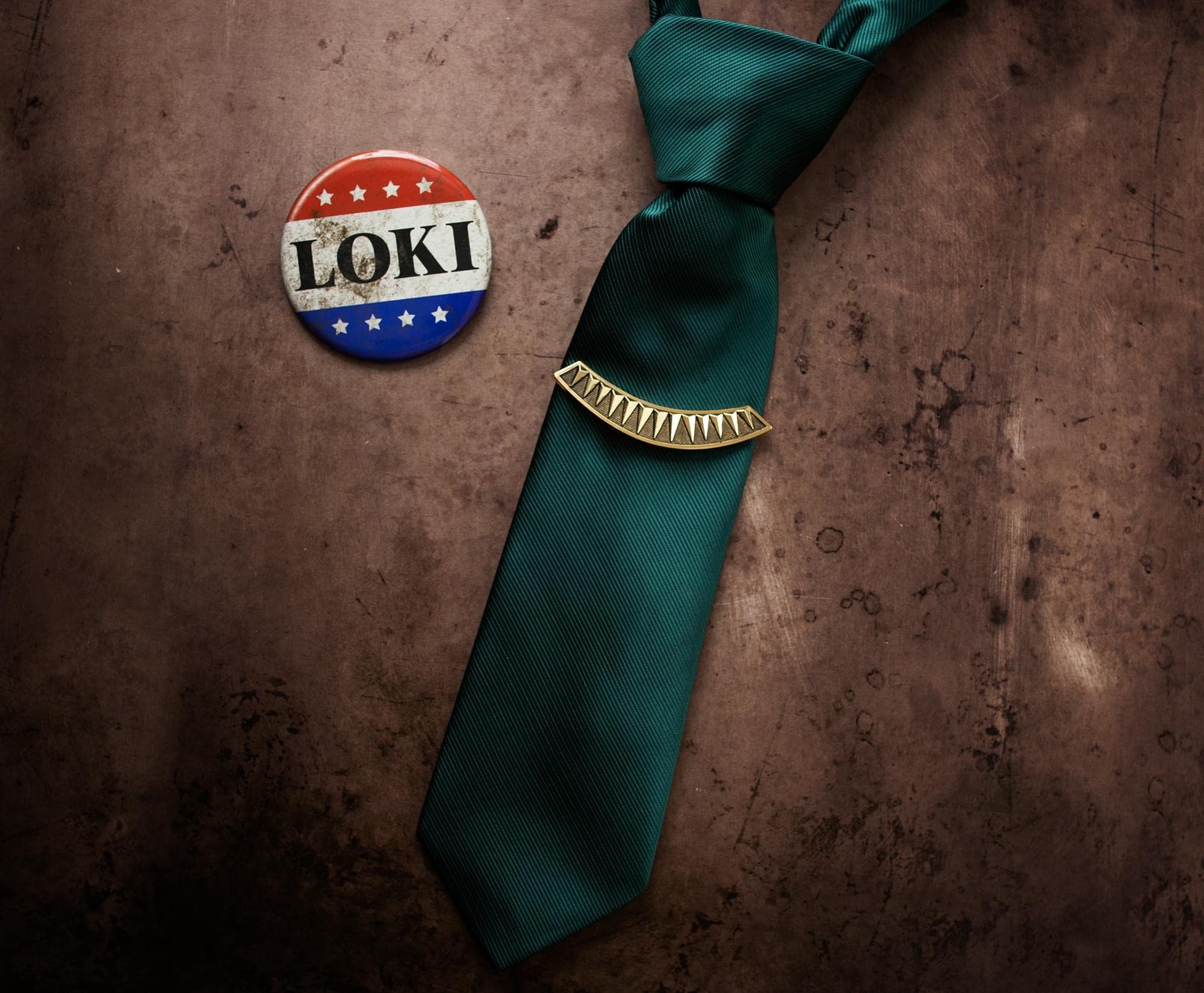 Marvel Loki Boîte collector d'épingle et pince à cravate