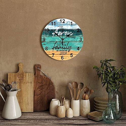 Miniatura 84 de Reloj de pared de madera personalizado que pasa con la familia cada segundo con manecillas de metal, reloj de pared redondo ligero estilo campestre