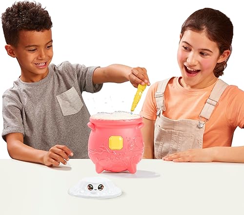 Miniatura 3 de Magic Mixies Magical Gem Surprise Fire Magic Cauldron - Reveal a Non-Electronic Mixie Plushie and Magic Ring with a pop up Reveal from The Fizzing