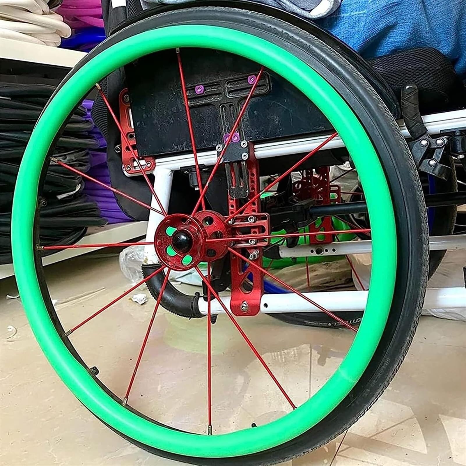 Fundas for aros de silla de ruedas, cubierta for silla de ruedas deportiva con rueda trasera de 24 pulgadas, elegante funda de silicona antideslizante resistente al desgaste, cubierta for aro de empuj