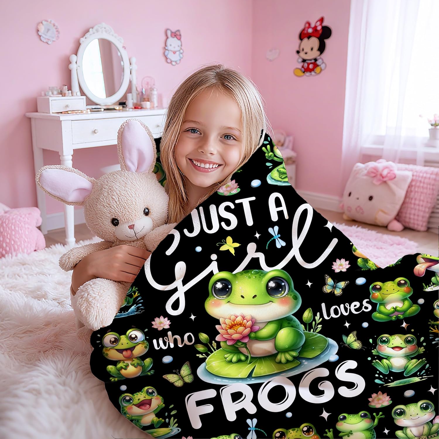 Cute Frog Gifts Blanket for Women Girl Kid Just A Girl Who Loves Frog Blanket Soft Warm Flannel Frogs Throw Blanket Frogs Stuff for Couch Sofa Bed Home Decor Frog Themed Present for Birthday Christmas