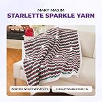 Mary Maxim Starlette Sparkle Fils, poids moyen pire fils violet pour tricoter et crocheter, mélange de polyester acrylique pour les couvertures, vêtements, et décor, 196 Jarrets