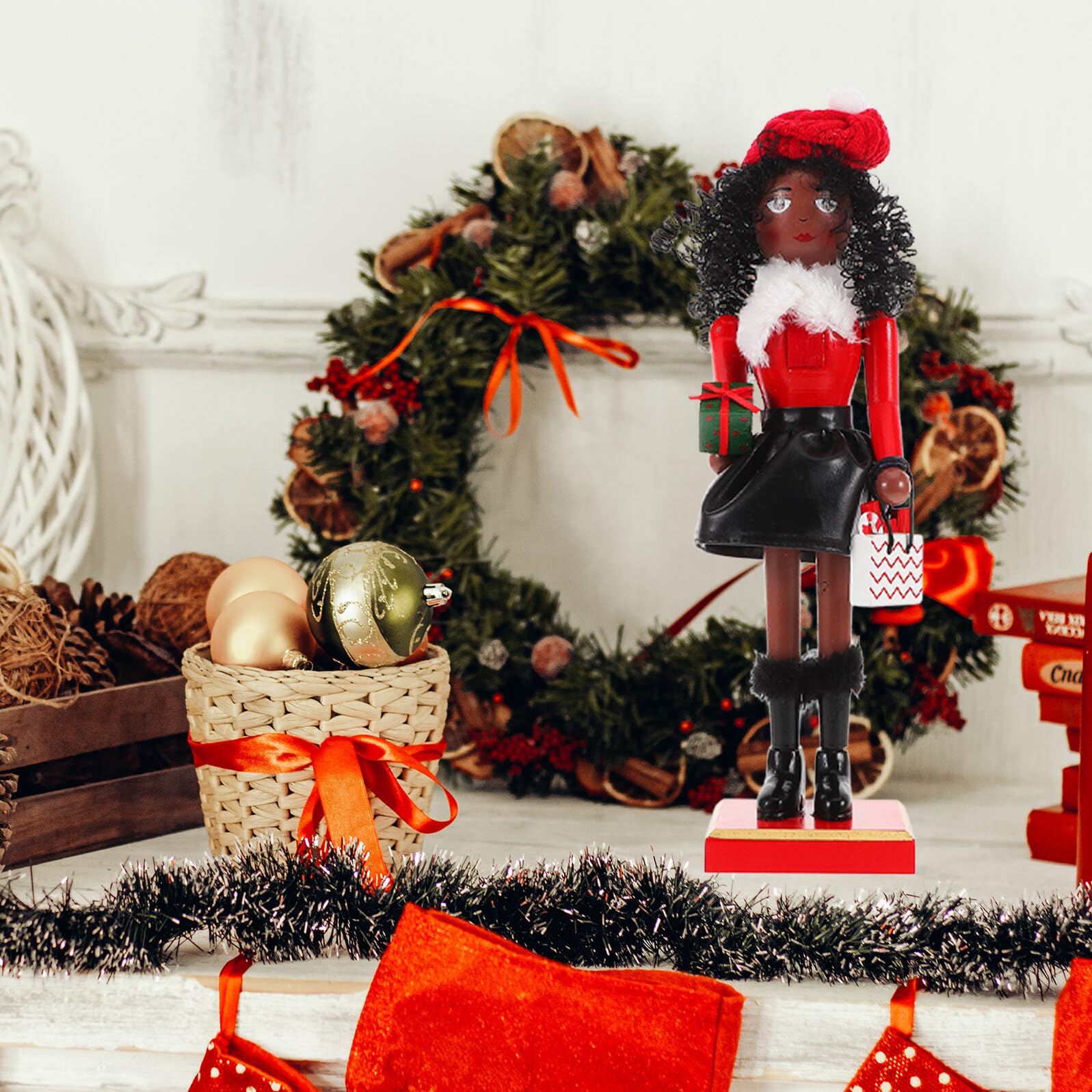 Lurrose Holz Nussknacker als Weihnachtsdeko Tischornament und Partyzubehör Handgefertigter Weihnachtlicher Nussknacker-Figur für Schreibtisch und Garten