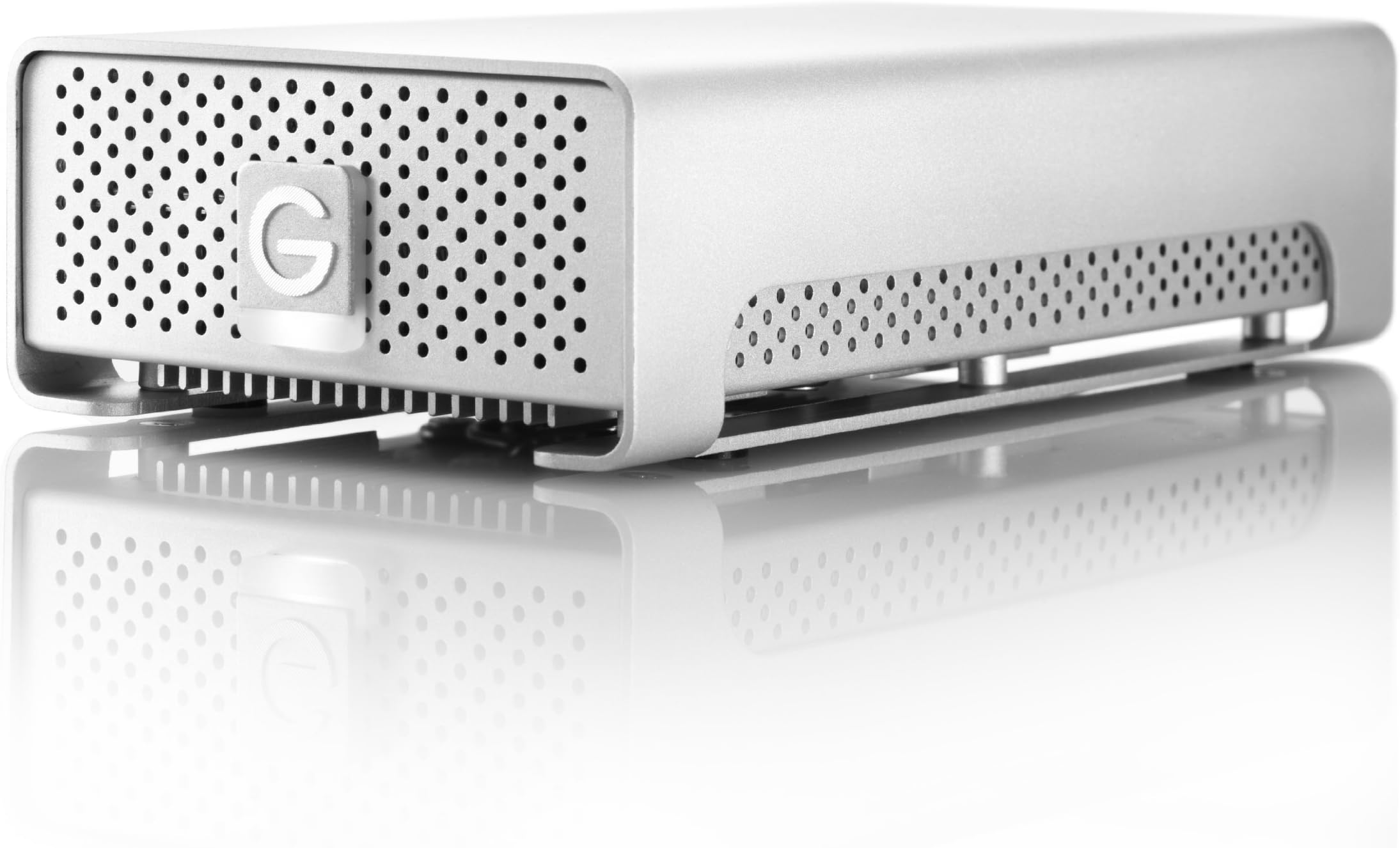 G-Technology G-RAID mini 1TB Dual External Hard Drive w/ eSATA, USB 2.0, Firewire 400, Firewire 800 Interfaces and RAID 0/1 0G01652