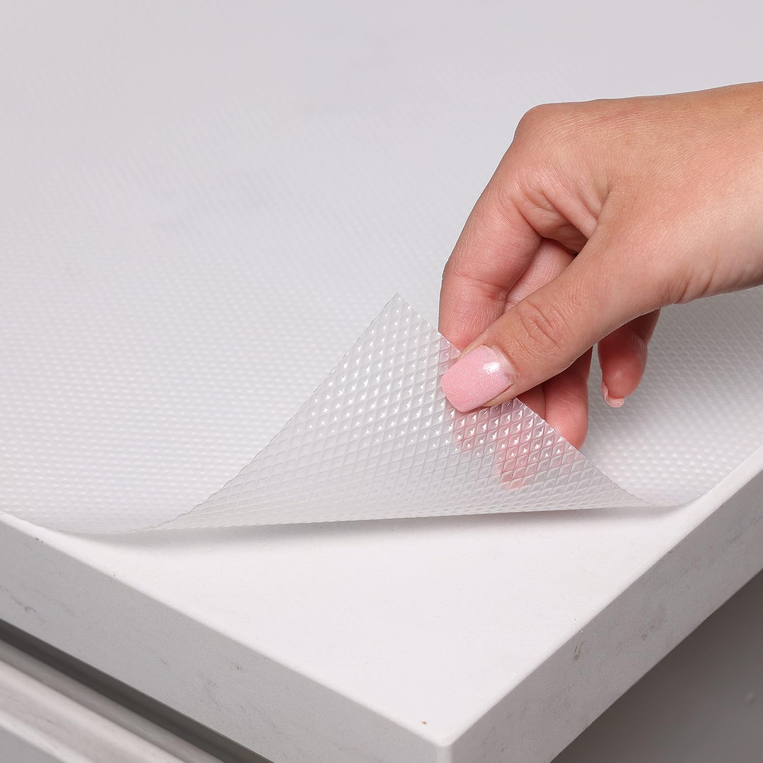 Con-Tact Brand Duraliner Shelf Liner - Non-Adhesive Multi-Use Drawer Liner | Versatile Protection & Organization | Vinyl, Waterproof | 24" x 10' Diamond Clear