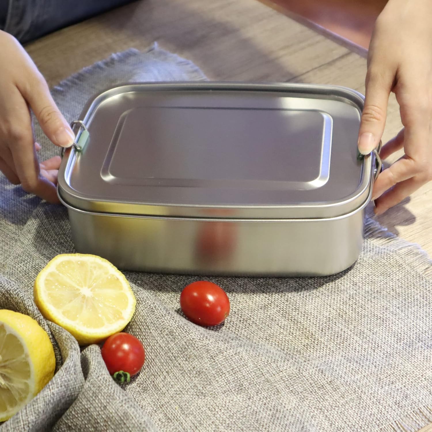 Arora Stainless Steel Bento Lunch Box - 800ml w/Divider, 2 Compartments, Eco & Recyclable Food Container, Leakproof & Dishwasher Safe, BPA Free, On-the-Go Eating Design for Adults & Teens