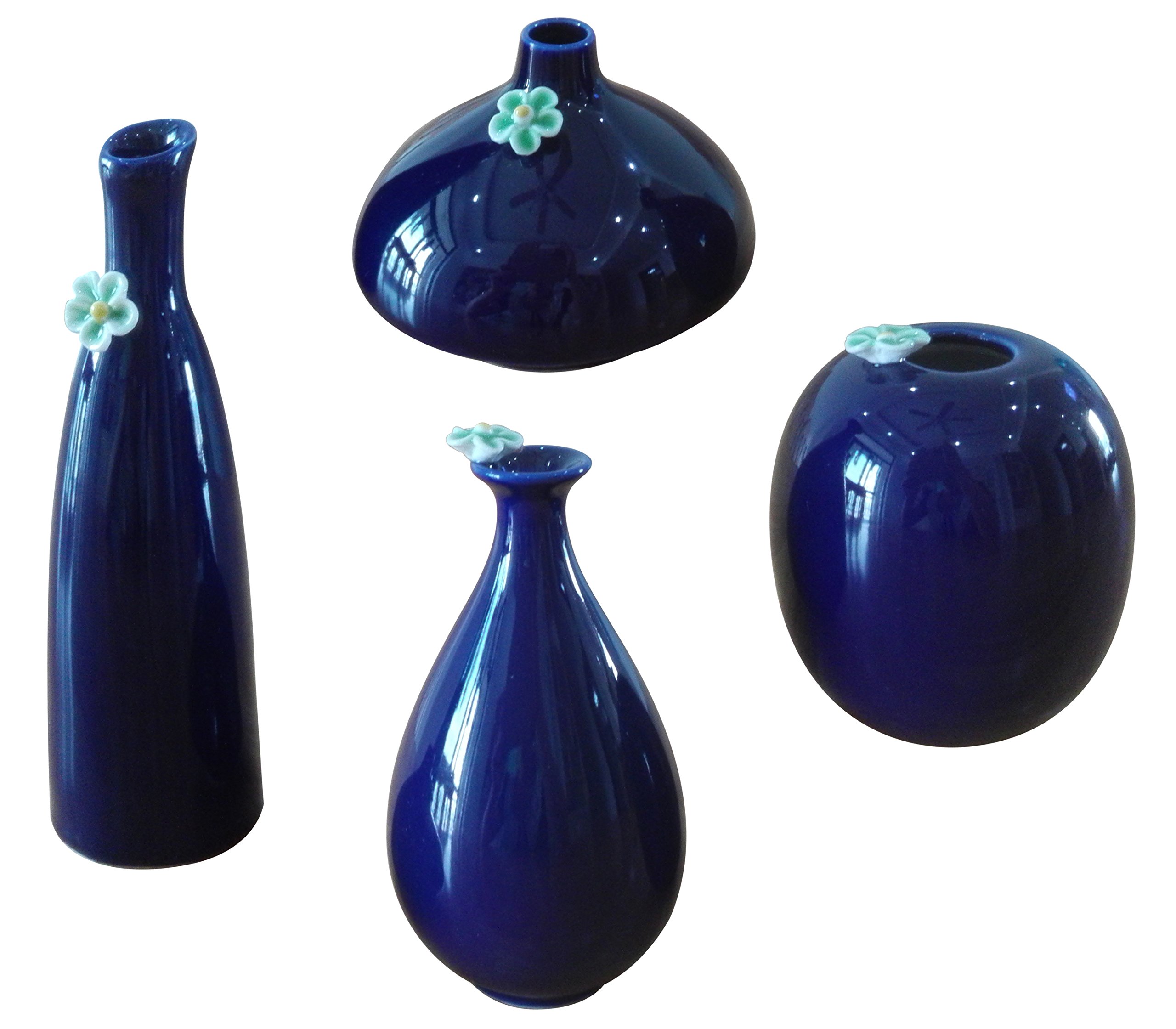 Vase en céramique sculpté main bleu : mini vase déco maison et table de mariage