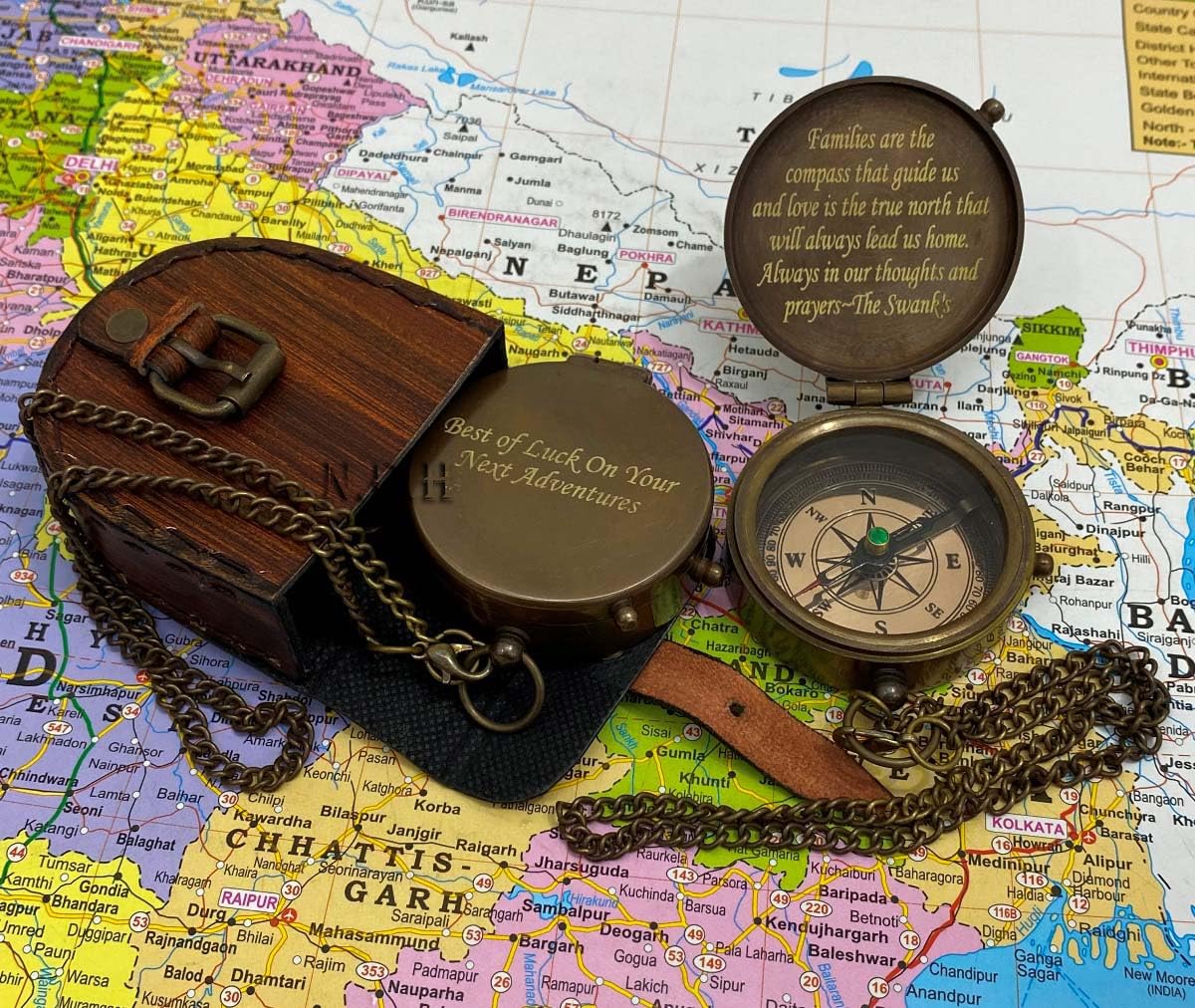 Bussola tascabile in ottone da 5,1 cm con catena, regalo unico di eleganza e presentazione in scatola in pelle, per iniziare e ogni occasione (migliore fortuna), bussola per tuo figlio, figlia e
