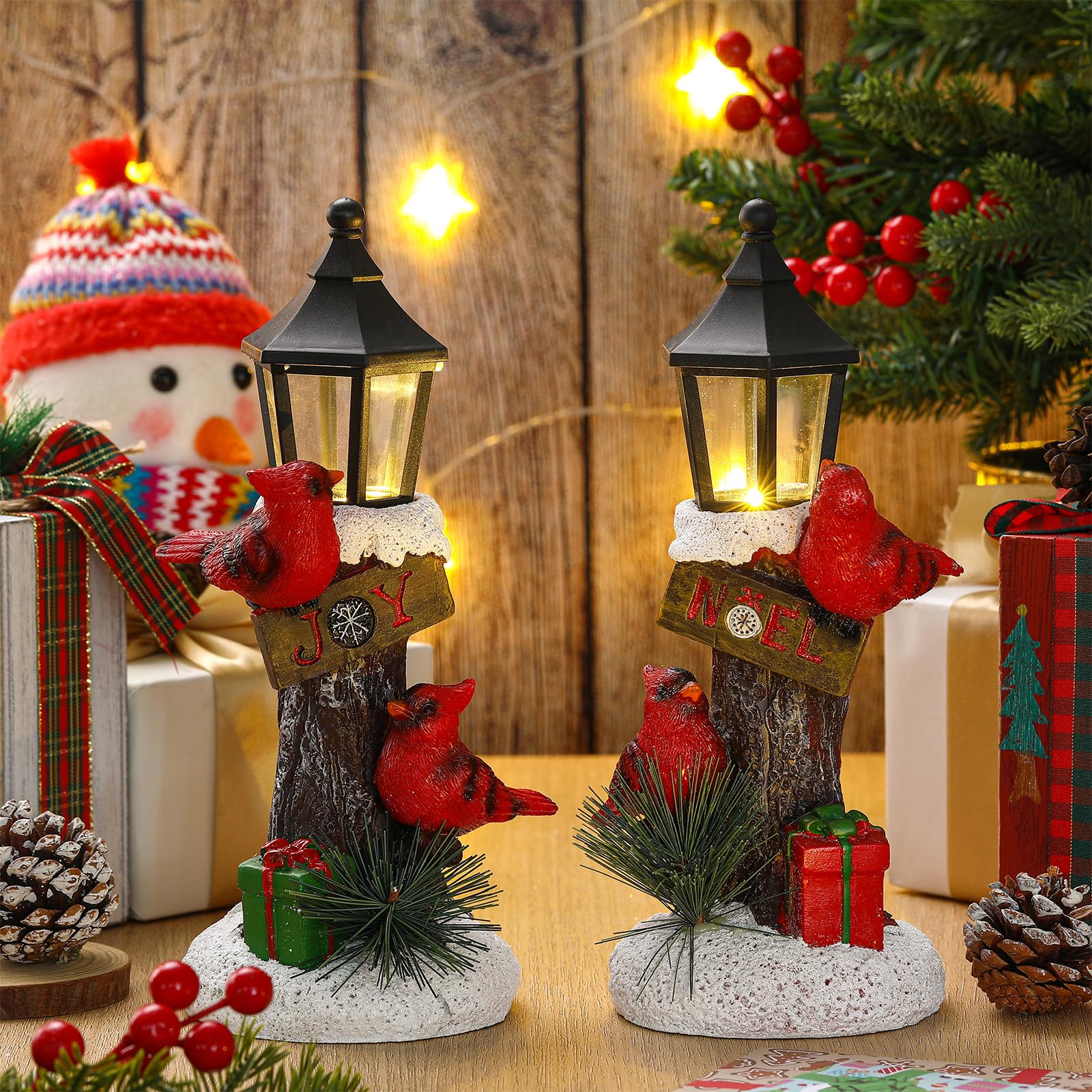 Geetery2 Pcs Christmas Lighted Table Decor Red Cardinal Light up Lanterns Tabletop Figurine LED Light Red Cardinal Lamp Christmas for Gift Table Centerpiece for Indoor Home Office Shelf