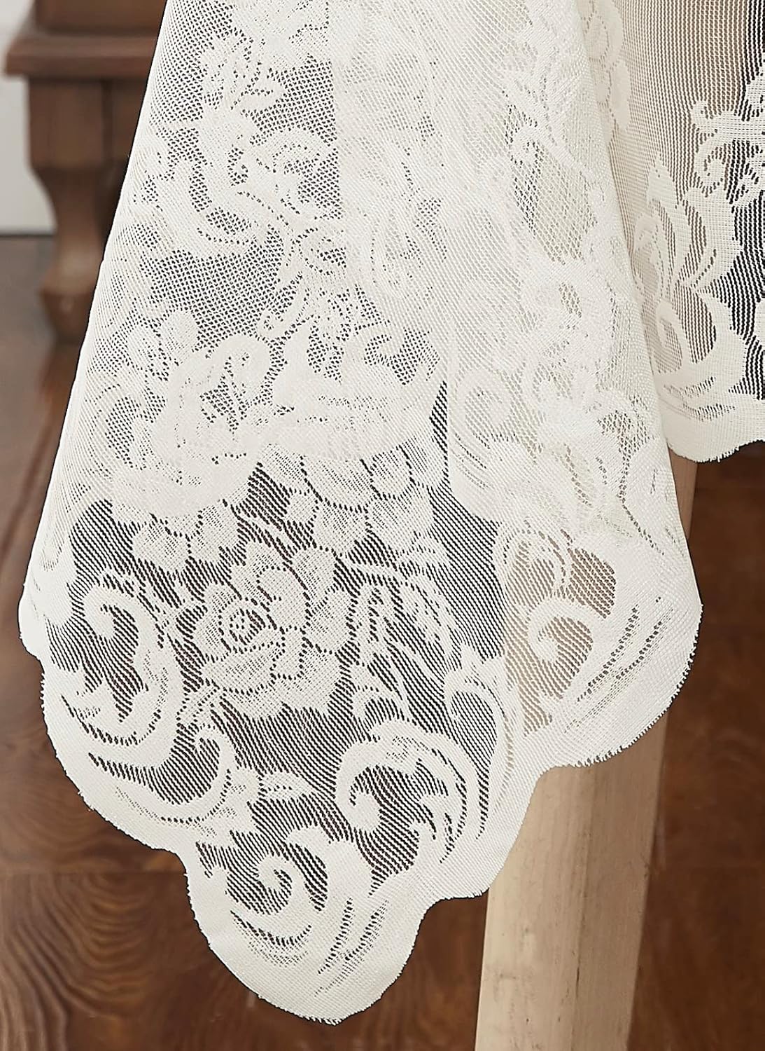 Warm Home Designs Extra Large Thanksgiving Tablecloth. 60 x 120 Ivory Lace Tablecloth. Elegant Extra Long Table Cover for Rustic Kitchen Décor, Wedding Decor. MTC Ivory 60x120
