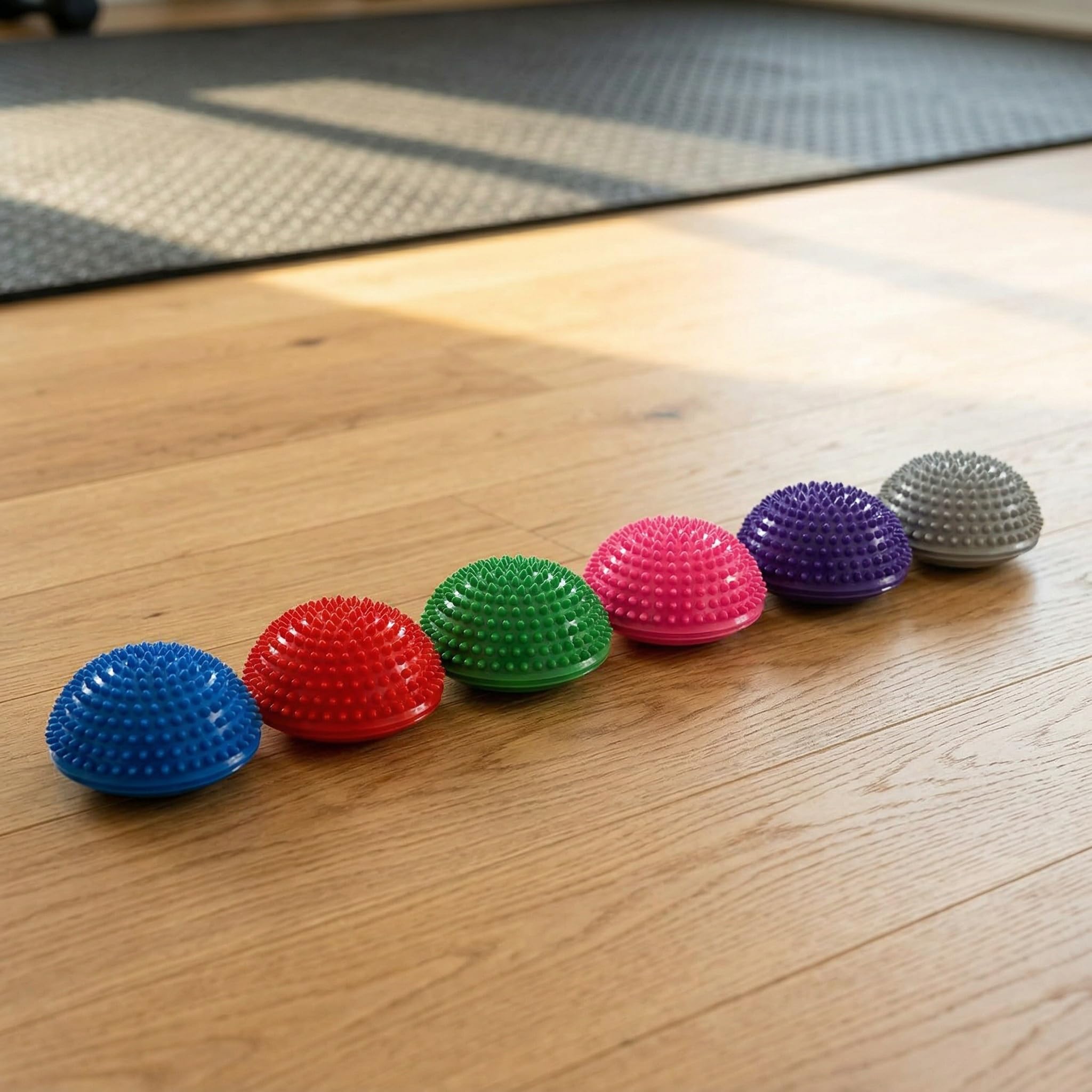 Fasmov Set di 6 Semisfera a Riccio Pedana Equilibrio Mezze Sfere di Yoga Palla Massaggio del Piede Mezzo Sfera Balance con Pompa per Esercizi Pilates Yoga Coordinazione