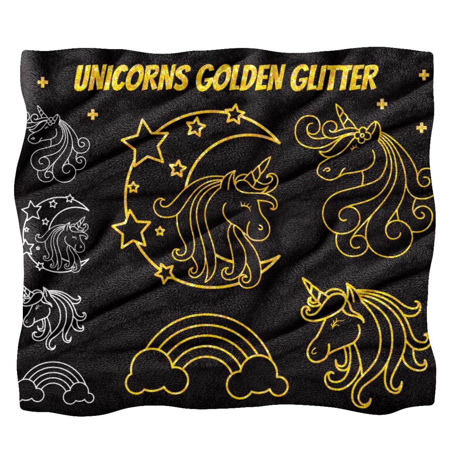 Couverture polaire douce canapé pour soirée cocooning devant un film avec motif licorne
