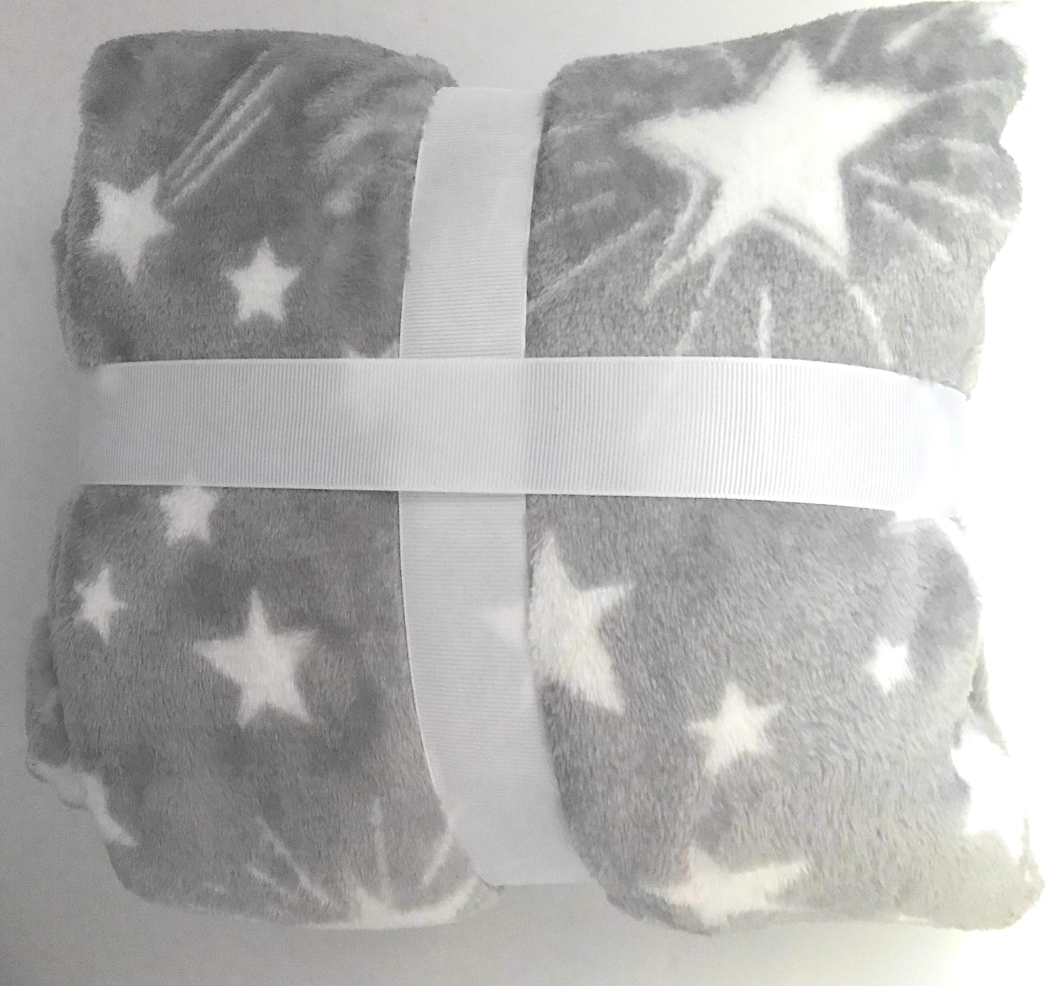Teen Tween PreTeen Period Comfy Box Menstrual First Period Kit with to Go Bag Standard Blanket Varies Per Box Soothing Hot Cold Wrap Muscle Ease Sanitary Pads Socks and Many More