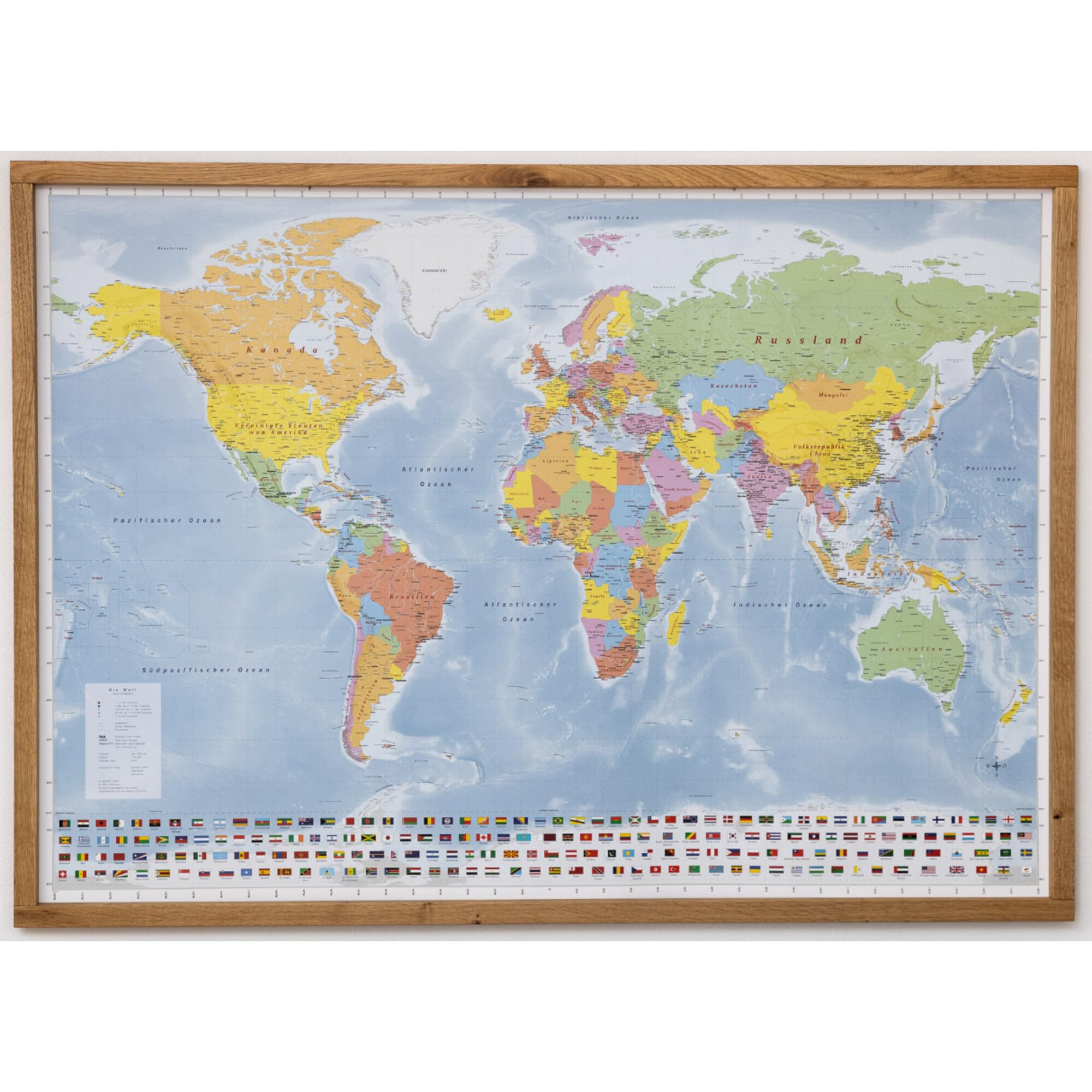 Große GeoMetro Weltkarte mit Rahmen aus massivem Eichenholz zum Aufhängen, magnethaftend, mit Laminierung, zum Anbringen von Magneten (ideal für Urlaubsfotos)