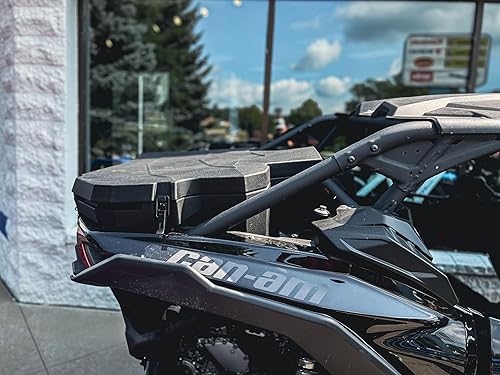 Miniatura 4 de MOTOALLIANCE Caja de carga trasera Highlands UTV para todos los modelos CanAm X3. Diseñada en los Estados Unidos para un ajuste personalizado ideal.